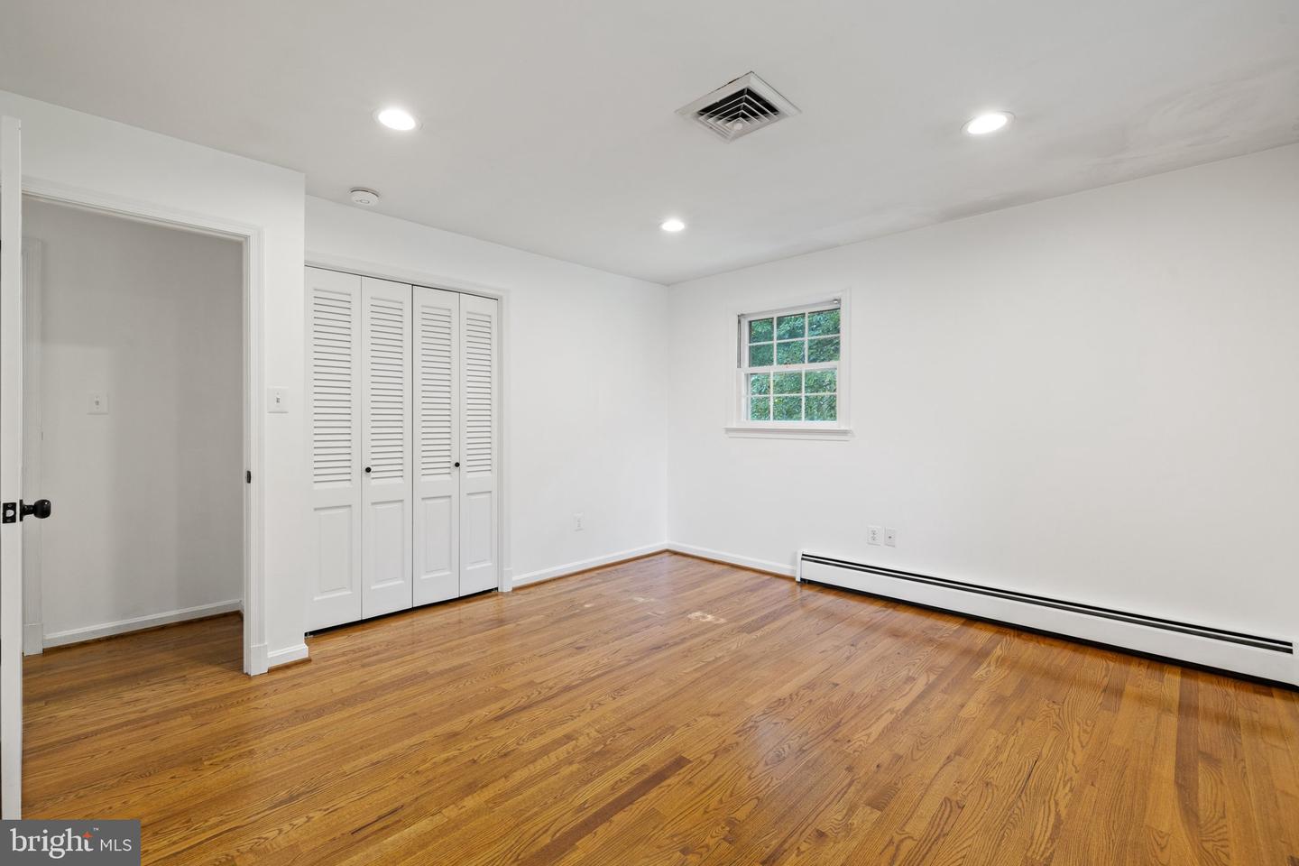 10717 HOWERTON AVE, FAIRFAX, Virginia 22030, 5 Bedrooms Bedrooms, ,3 BathroomsBathrooms,Residential,For sale,10717 HOWERTON AVE,VAFC2006332 MLS # VAFC2006332
