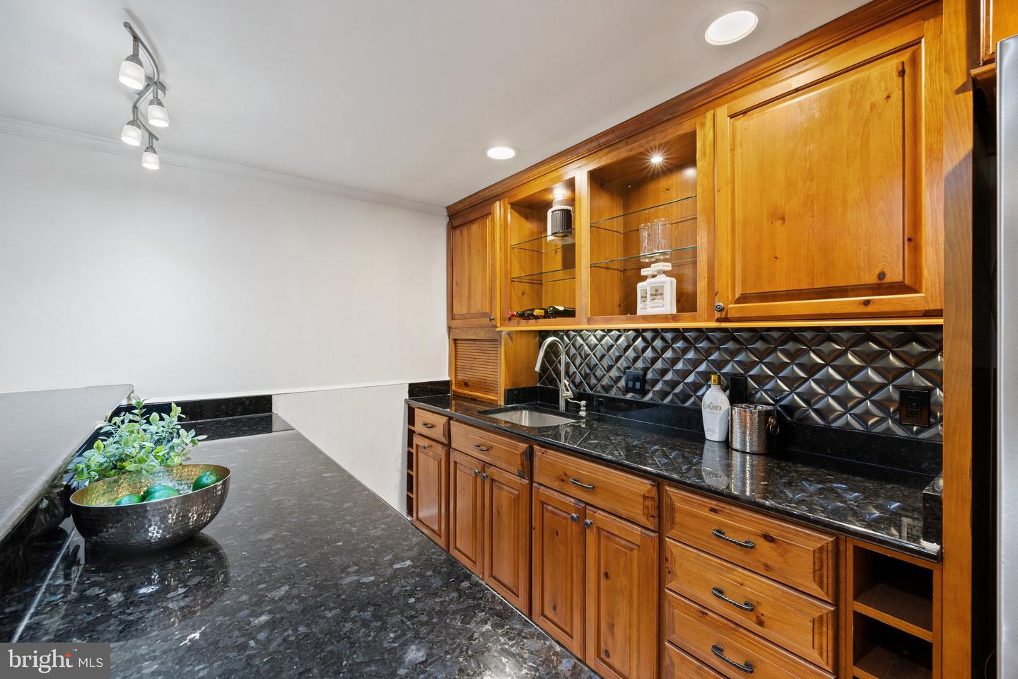 10717 HOWERTON AVE, FAIRFAX, Virginia 22030, 5 Bedrooms Bedrooms, ,3 BathroomsBathrooms,Residential,For sale,10717 HOWERTON AVE,VAFC2006332 MLS # VAFC2006332