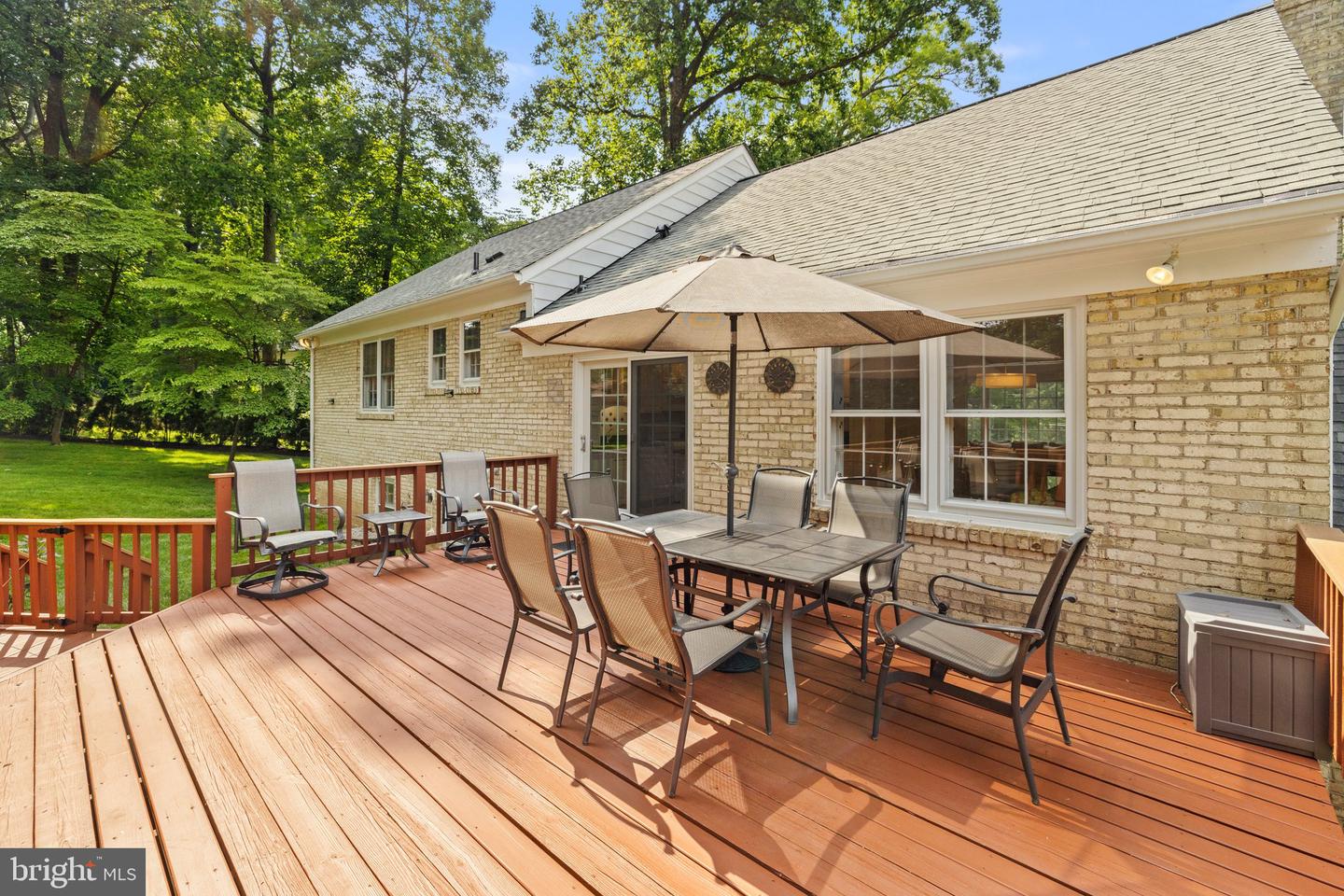10717 HOWERTON AVE, FAIRFAX, Virginia 22030, 5 Bedrooms Bedrooms, ,3 BathroomsBathrooms,Residential,For sale,10717 HOWERTON AVE,VAFC2006332 MLS # VAFC2006332