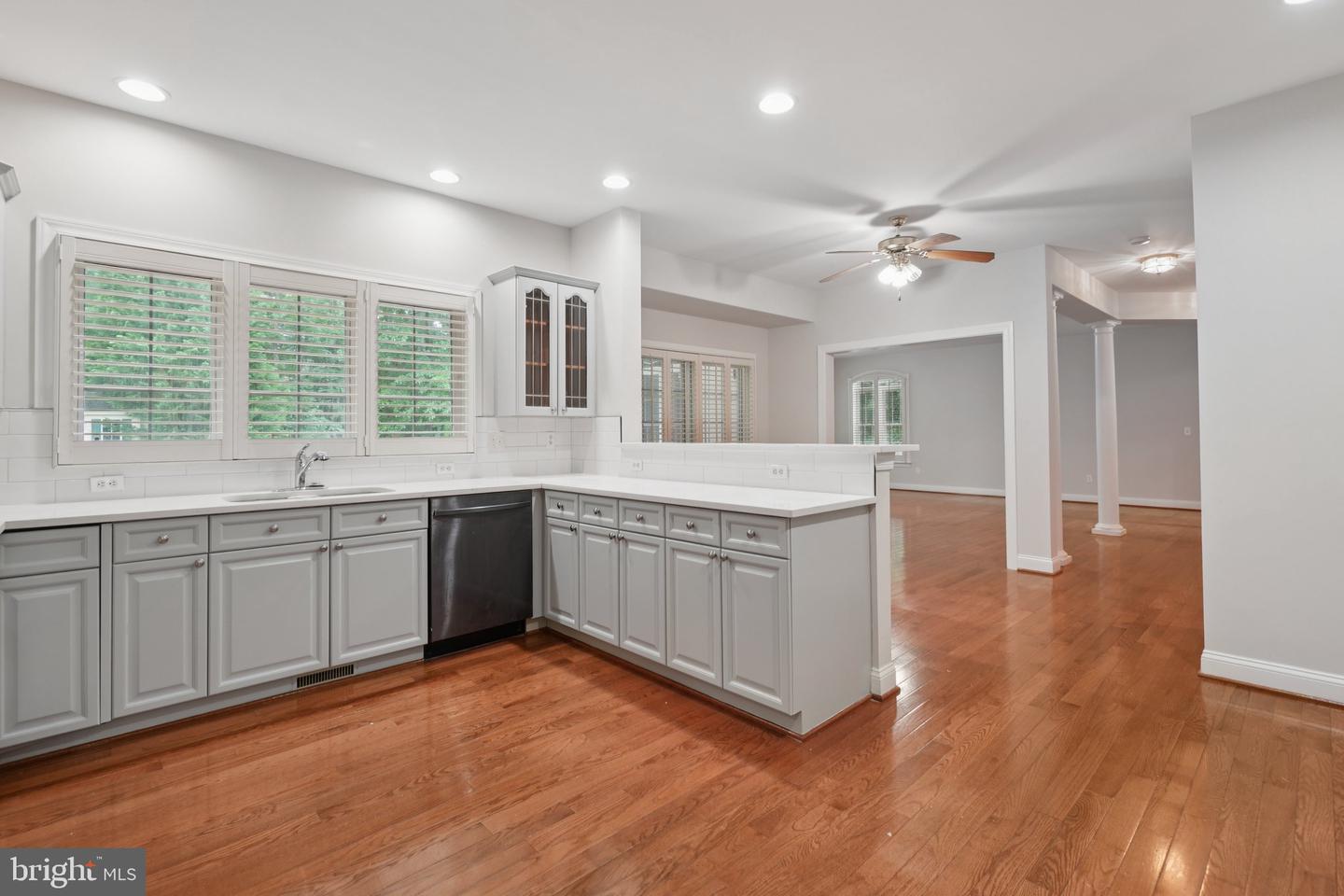 13432 CLASSIC OAKS CT, MANASSAS, Virginia 20112, 5 Bedrooms Bedrooms, ,4 BathroomsBathrooms,Residential,For sale,13432 CLASSIC OAKS CT,VAPW2094966 MLS # VAPW2094966