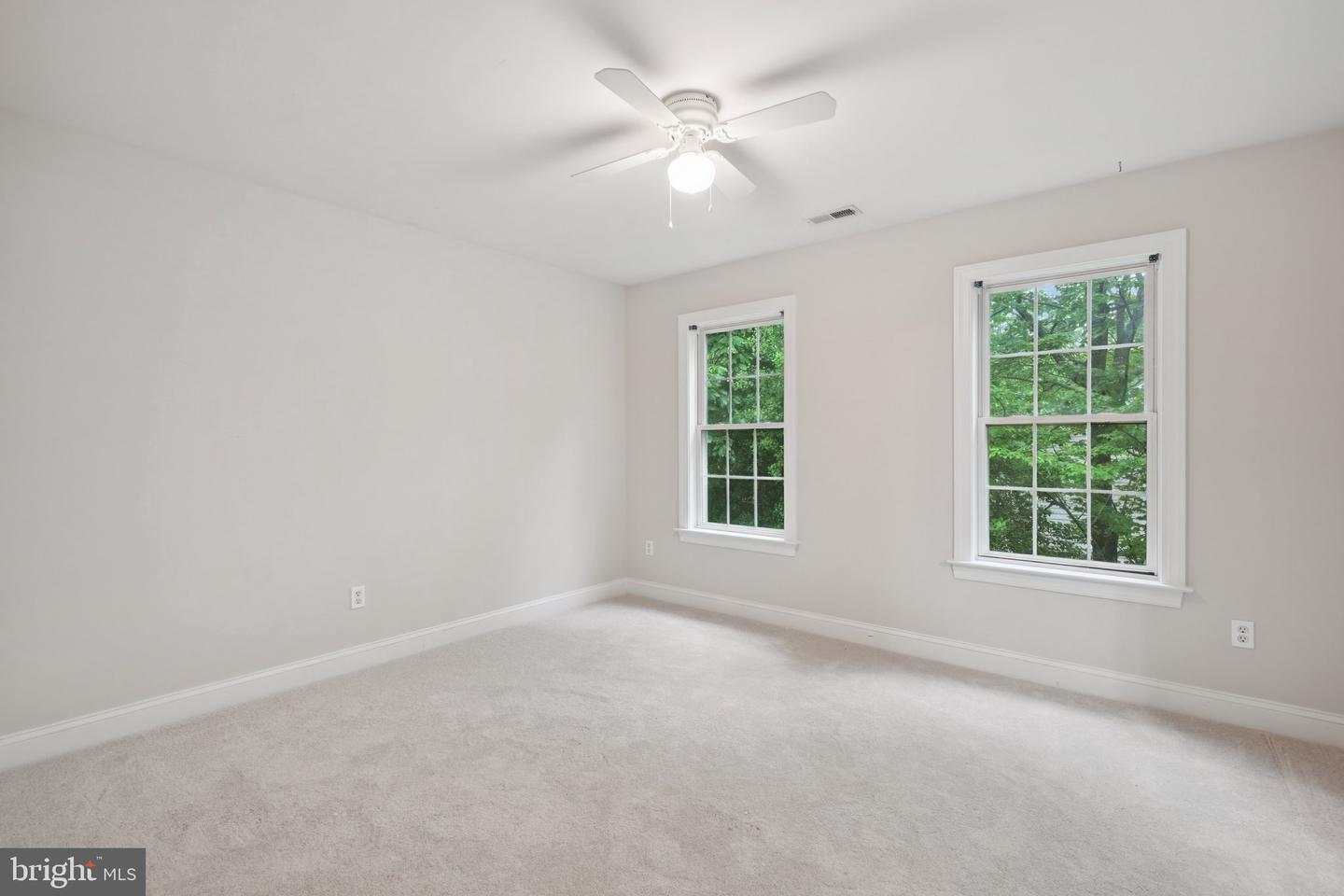 13432 CLASSIC OAKS CT, MANASSAS, Virginia 20112, 5 Bedrooms Bedrooms, ,4 BathroomsBathrooms,Residential,For sale,13432 CLASSIC OAKS CT,VAPW2094966 MLS # VAPW2094966
