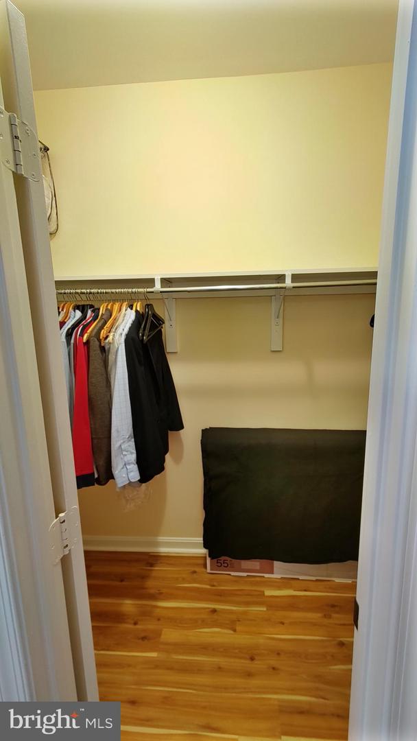 1304-B GARDEN WALL CIR #105, RESTON, Virginia 20194, 2 Bedrooms Bedrooms, ,2 BathroomsBathrooms,Residential,For sale,1304-B GARDEN WALL CIR #105,VAFX2241880 MLS # VAFX2241880