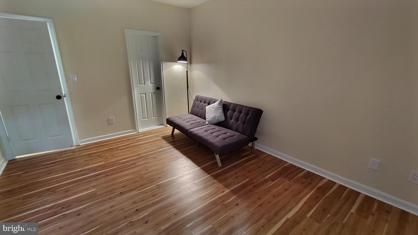 1304-B GARDEN WALL CIR #105, RESTON, Virginia 20194, 2 Bedrooms Bedrooms, ,2 BathroomsBathrooms,Residential,For sale,1304-B GARDEN WALL CIR #105,VAFX2241880 MLS # VAFX2241880