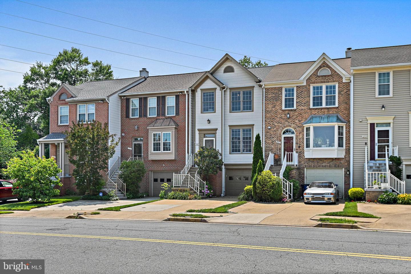 1205 BOND ST, HERNDON, Virginia 20170, 3 Bedrooms Bedrooms, ,2 BathroomsBathrooms,Residential,For sale,1205 BOND ST,VAFX2241950 MLS # VAFX2241950