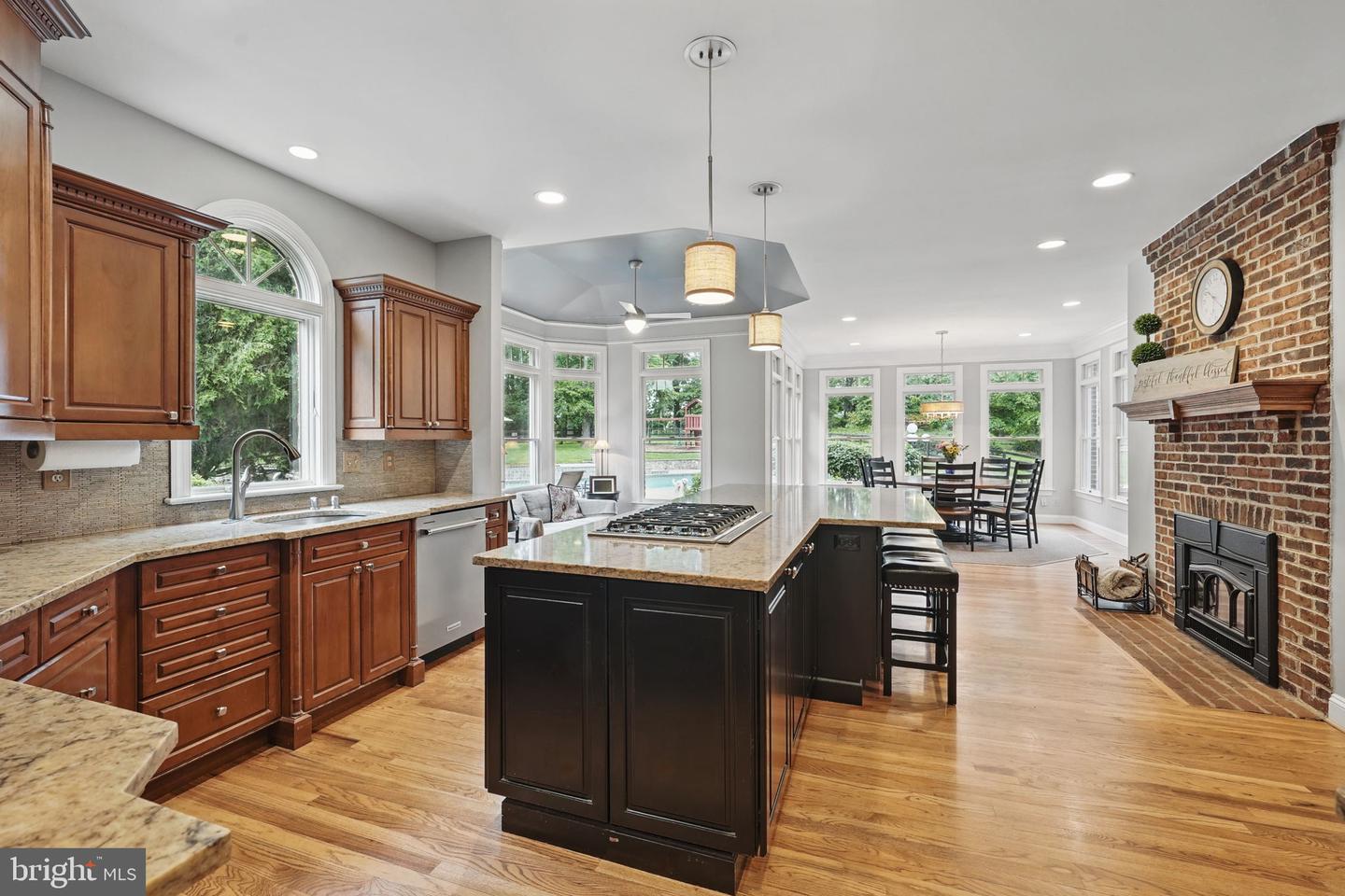 15264 LOYALTY RD, WATERFORD, Virginia 20197, 5 Bedrooms Bedrooms, ,4 BathroomsBathrooms,Residential,For sale,15264 LOYALTY RD,VALO2097326 MLS # VALO2097326