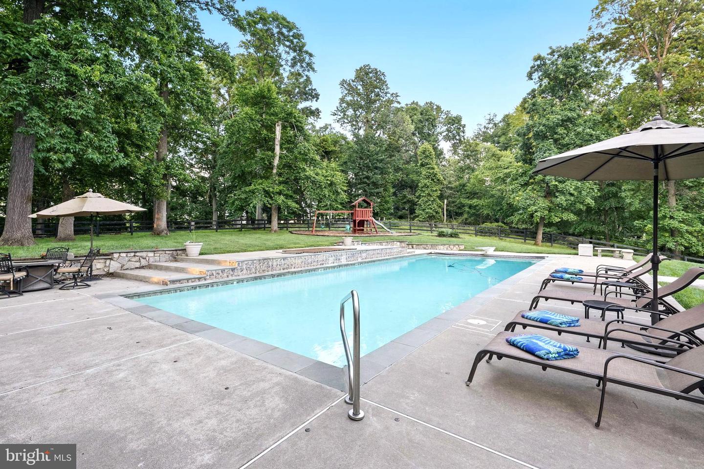 15264 LOYALTY RD, WATERFORD, Virginia 20197, 5 Bedrooms Bedrooms, ,4 BathroomsBathrooms,Residential,For sale,15264 LOYALTY RD,VALO2097326 MLS # VALO2097326