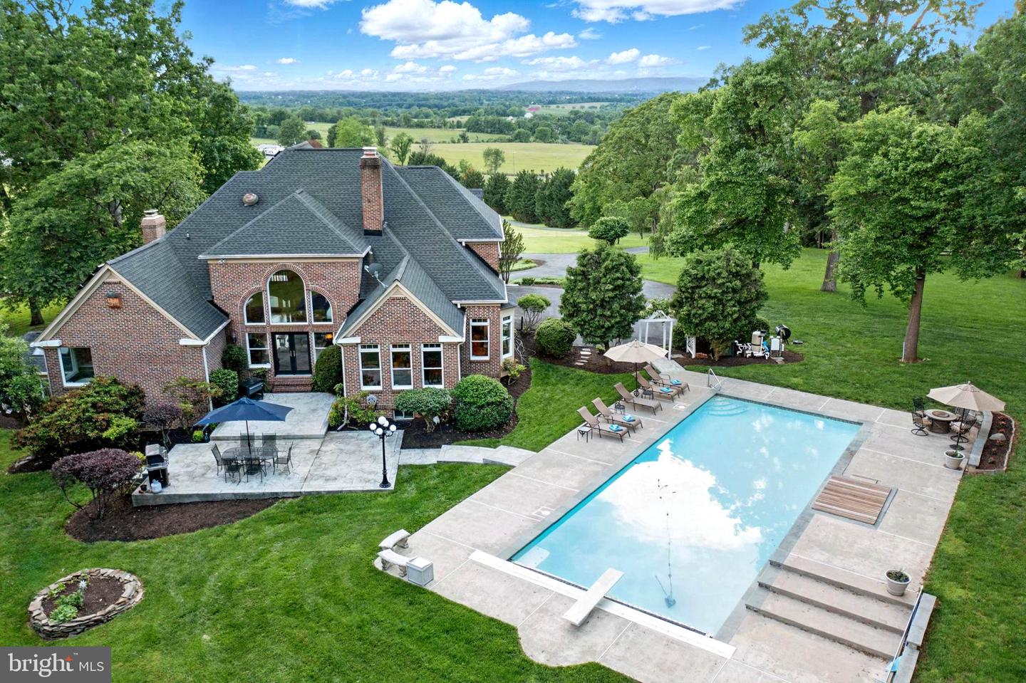 15264 LOYALTY RD, WATERFORD, Virginia 20197, 5 Bedrooms Bedrooms, ,4 BathroomsBathrooms,Residential,For sale,15264 LOYALTY RD,VALO2097326 MLS # VALO2097326