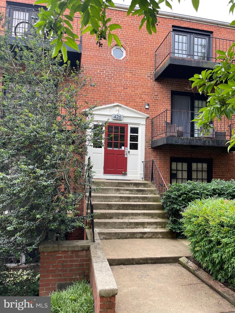 426 N ARMISTEAD ST #304, ALEXANDRIA, Virginia 22312, 1 Bedroom Bedrooms, ,1 BathroomBathrooms,Residential,For sale,426 N ARMISTEAD ST #304,VAAX2045566 MLS # VAAX2045566
