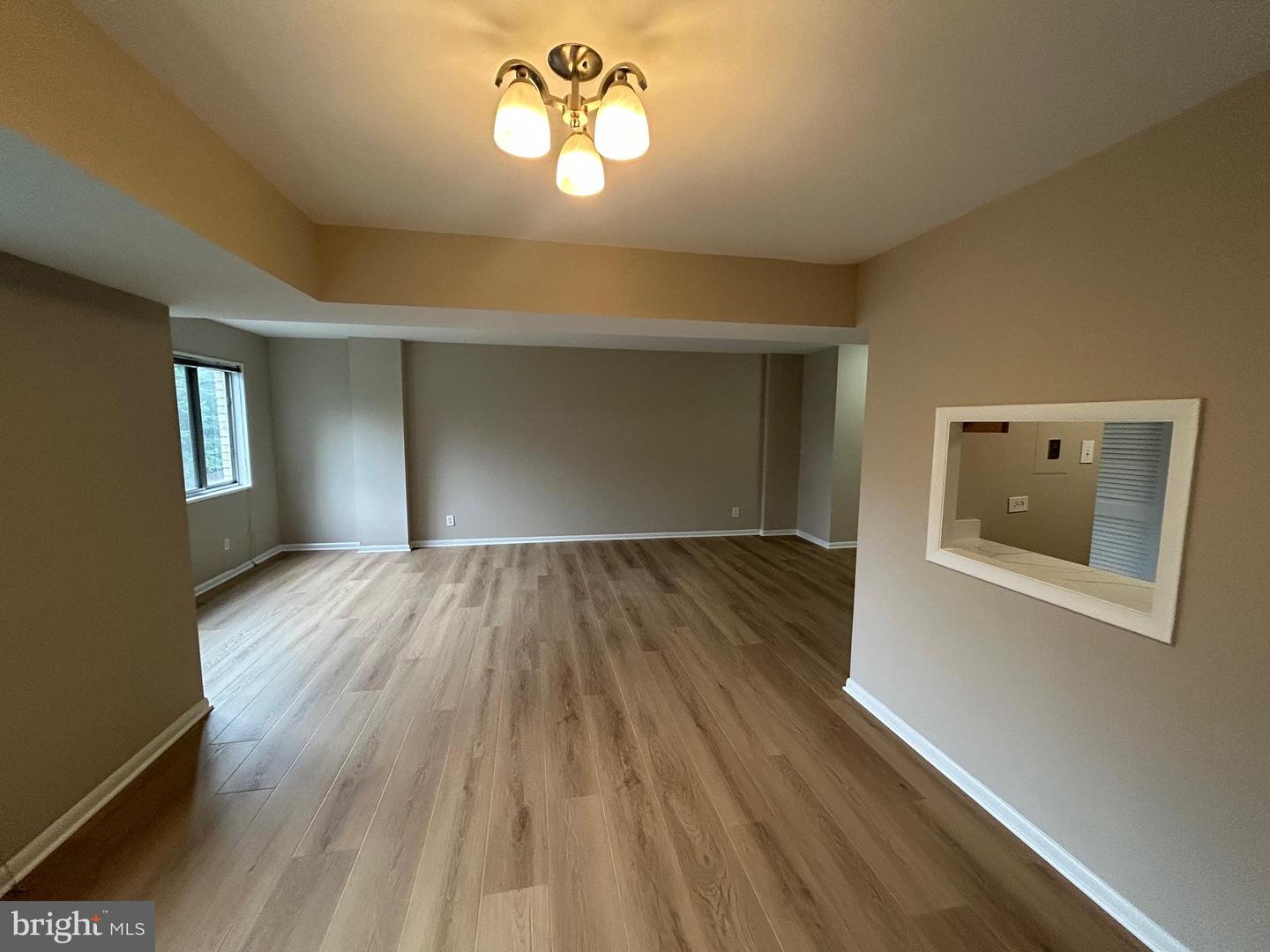 5340 HOLMES RUN PKWY #217, ALEXANDRIA, Virginia 22304, 1 Bedroom Bedrooms, ,1 BathroomBathrooms,Residential,For sale,5340 HOLMES RUN PKWY #217,VAAX2045600 MLS # VAAX2045600