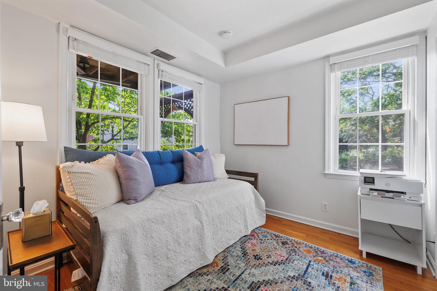 3 RUSSELL RD #3B, ALEXANDRIA, Virginia 22301, 2 Bedrooms Bedrooms, ,1 BathroomBathrooms,Residential,For sale,3 RUSSELL RD #3B,VAAX2045646 MLS # VAAX2045646