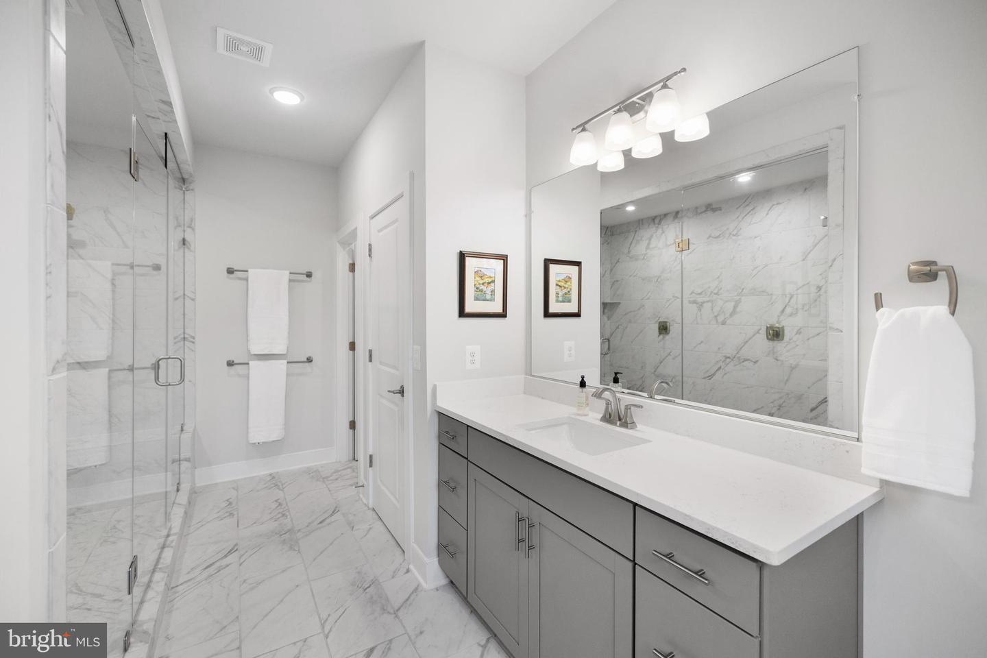 4635 WOOD GLEN RD, FAIRFAX, Virginia 22032, 5 Bedrooms Bedrooms, ,4 BathroomsBathrooms,Residential,For sale,4635 WOOD GLEN RD,VAFX2243760 MLS # VAFX2243760