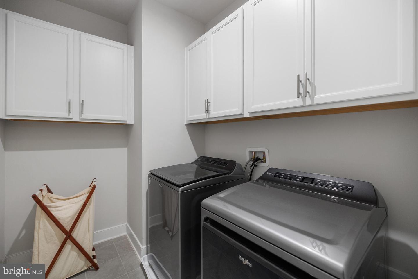 4635 WOOD GLEN RD, FAIRFAX, Virginia 22032, 5 Bedrooms Bedrooms, ,4 BathroomsBathrooms,Residential,For sale,4635 WOOD GLEN RD,VAFX2243760 MLS # VAFX2243760