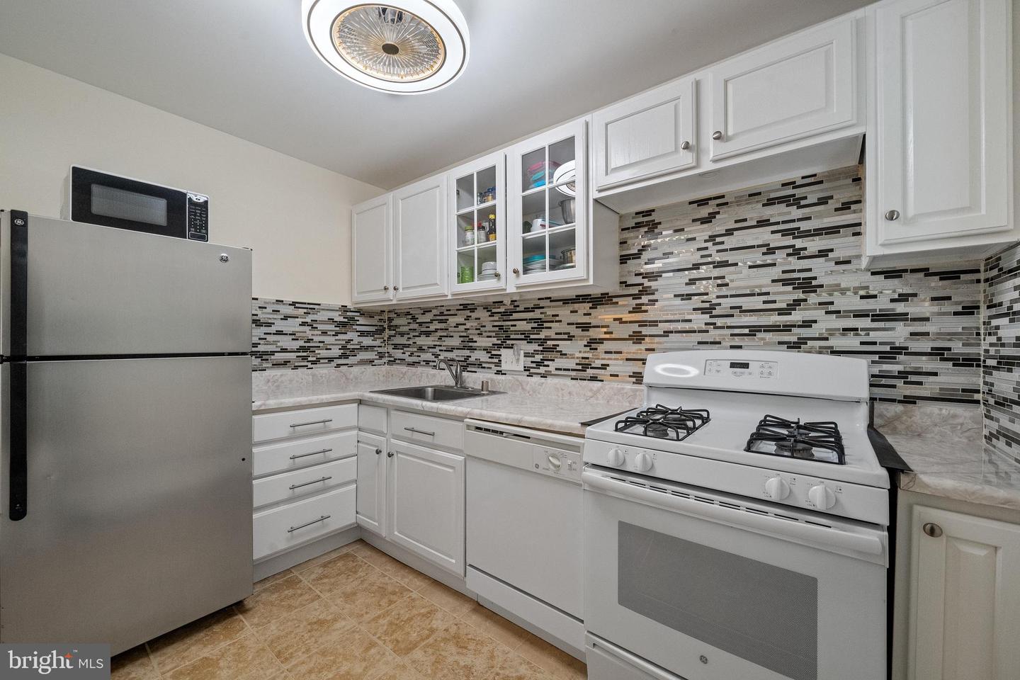 7984 AUDUBON AVE #203, ALEXANDRIA, Virginia 22306, 2 Bedrooms Bedrooms, ,1 BathroomBathrooms,Residential,For sale,7984 AUDUBON AVE #203,VAFX2243866 MLS # VAFX2243866