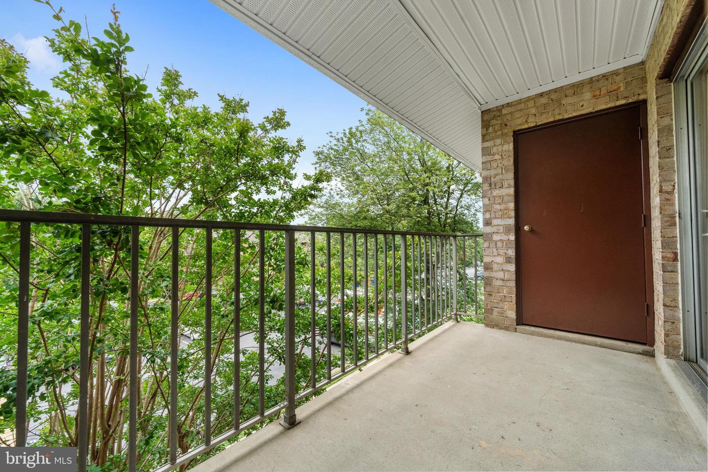 7984 AUDUBON AVE #203, ALEXANDRIA, Virginia 22306, 2 Bedrooms Bedrooms, ,1 BathroomBathrooms,Residential,For sale,7984 AUDUBON AVE #203,VAFX2243866 MLS # VAFX2243866