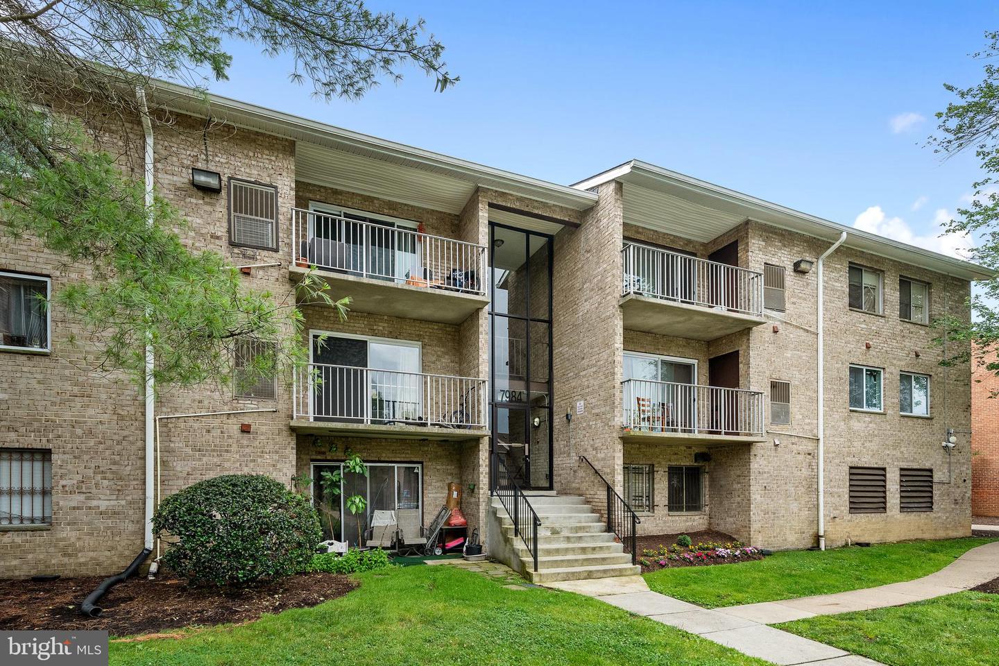 7984 AUDUBON AVE #203, ALEXANDRIA, Virginia 22306, 2 Bedrooms Bedrooms, ,1 BathroomBathrooms,Residential,For sale,7984 AUDUBON AVE #203,VAFX2243866 MLS # VAFX2243866