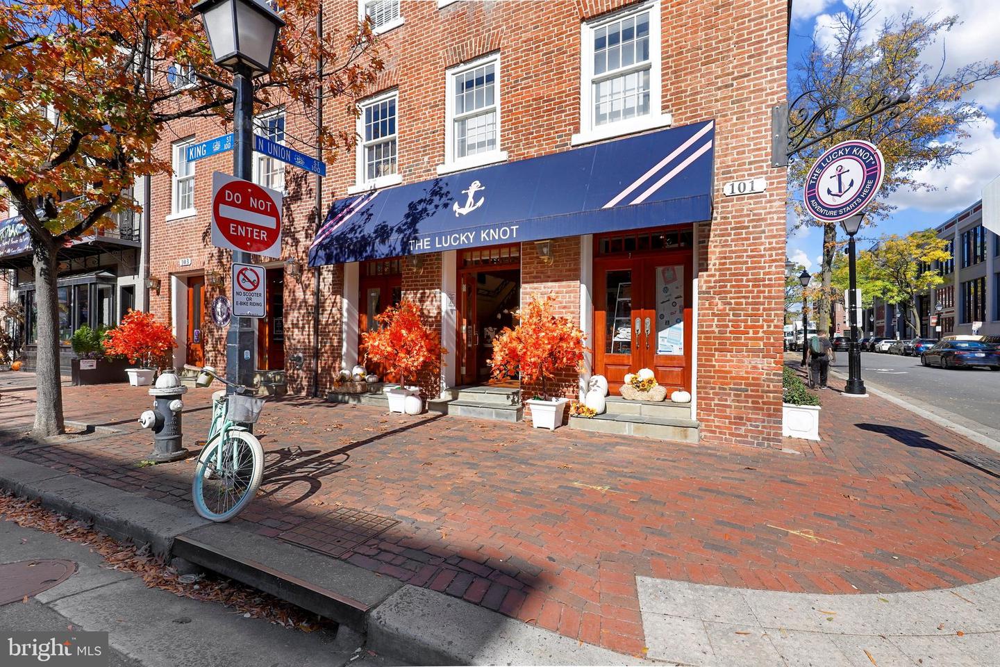 7984 AUDUBON AVE #203, ALEXANDRIA, Virginia 22306, 2 Bedrooms Bedrooms, ,1 BathroomBathrooms,Residential,For sale,7984 AUDUBON AVE #203,VAFX2243866 MLS # VAFX2243866
