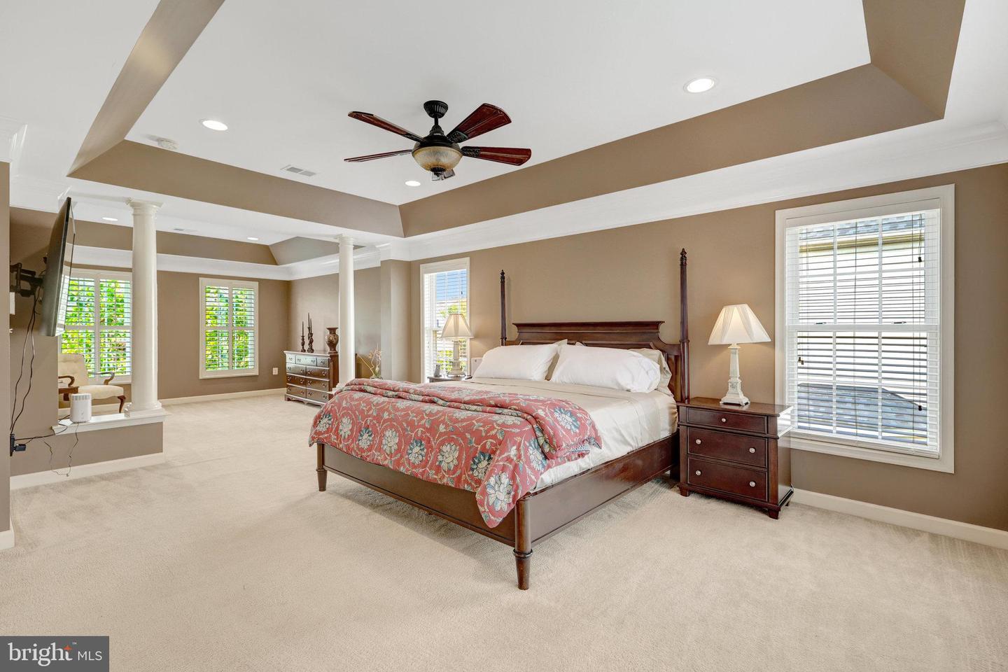43313 JERPOINT CT, CHANTILLY, Virginia 20152, 4 Bedrooms Bedrooms, ,4 BathroomsBathrooms,Residential,For sale,43313 JERPOINT CT,VALO2098164 MLS # VALO2098164