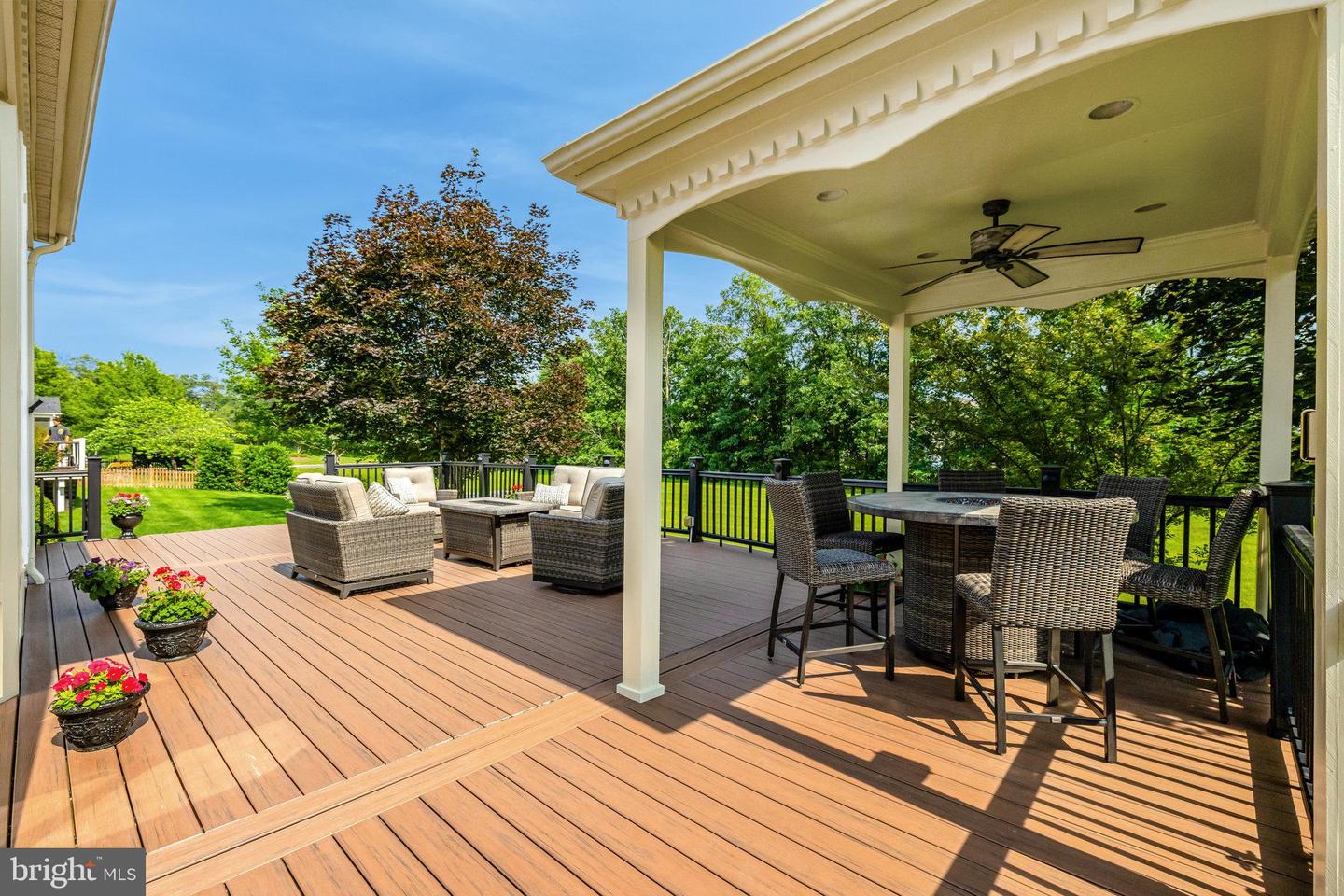 43313 JERPOINT CT, CHANTILLY, Virginia 20152, 4 Bedrooms Bedrooms, ,4 BathroomsBathrooms,Residential,For sale,43313 JERPOINT CT,VALO2098164 MLS # VALO2098164