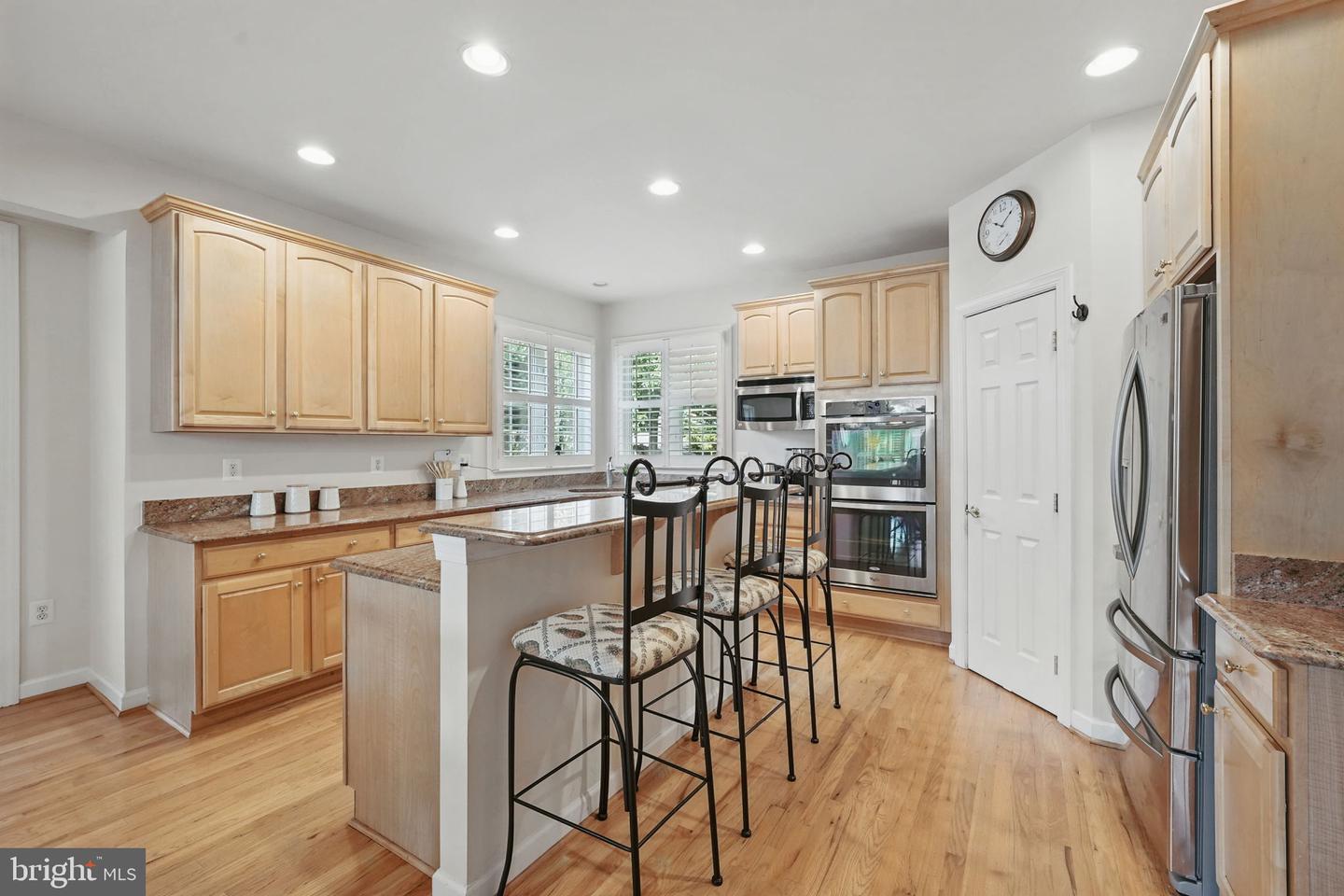 2108 TYSONS EXECUTIVE CT, DUNN LORING, Virginia 22027, 5 Bedrooms Bedrooms, ,4 BathroomsBathrooms,Residential,For sale,2108 TYSONS EXECUTIVE CT,VAFX2243870 MLS # VAFX2243870