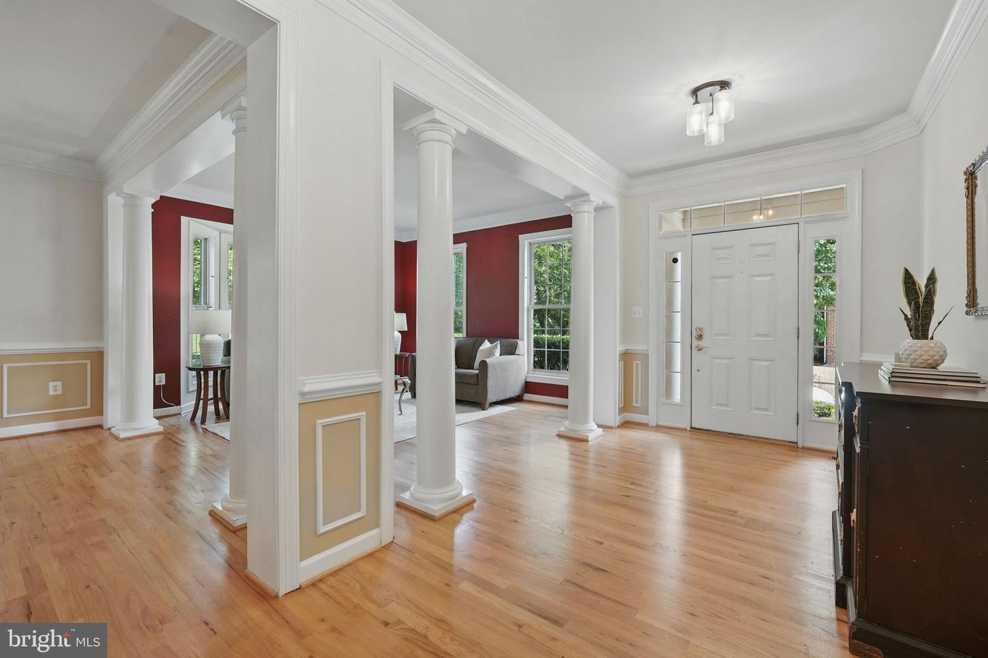 2108 TYSONS EXECUTIVE CT, DUNN LORING, Virginia 22027, 5 Bedrooms Bedrooms, ,4 BathroomsBathrooms,Residential,For sale,2108 TYSONS EXECUTIVE CT,VAFX2243870 MLS # VAFX2243870