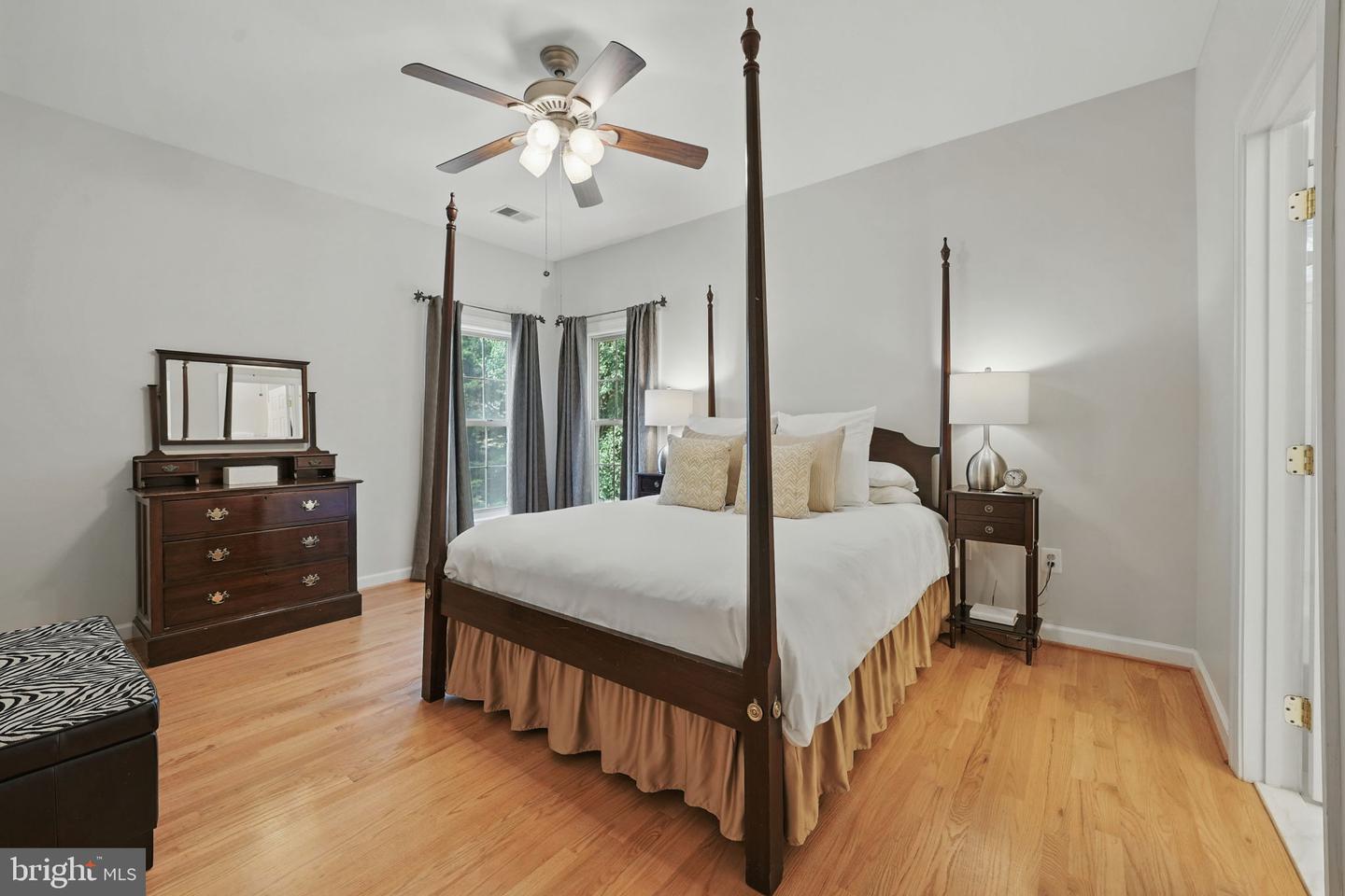 2108 TYSONS EXECUTIVE CT, DUNN LORING, Virginia 22027, 5 Bedrooms Bedrooms, ,4 BathroomsBathrooms,Residential,For sale,2108 TYSONS EXECUTIVE CT,VAFX2243870 MLS # VAFX2243870