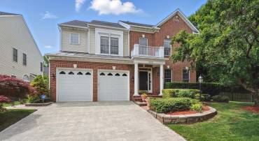2108 TYSONS EXECUTIVE CT, DUNN LORING, Virginia 22027, 5 Bedrooms Bedrooms, ,4 BathroomsBathrooms,Residential,For sale,2108 TYSONS EXECUTIVE CT,VAFX2243870 MLS # VAFX2243870