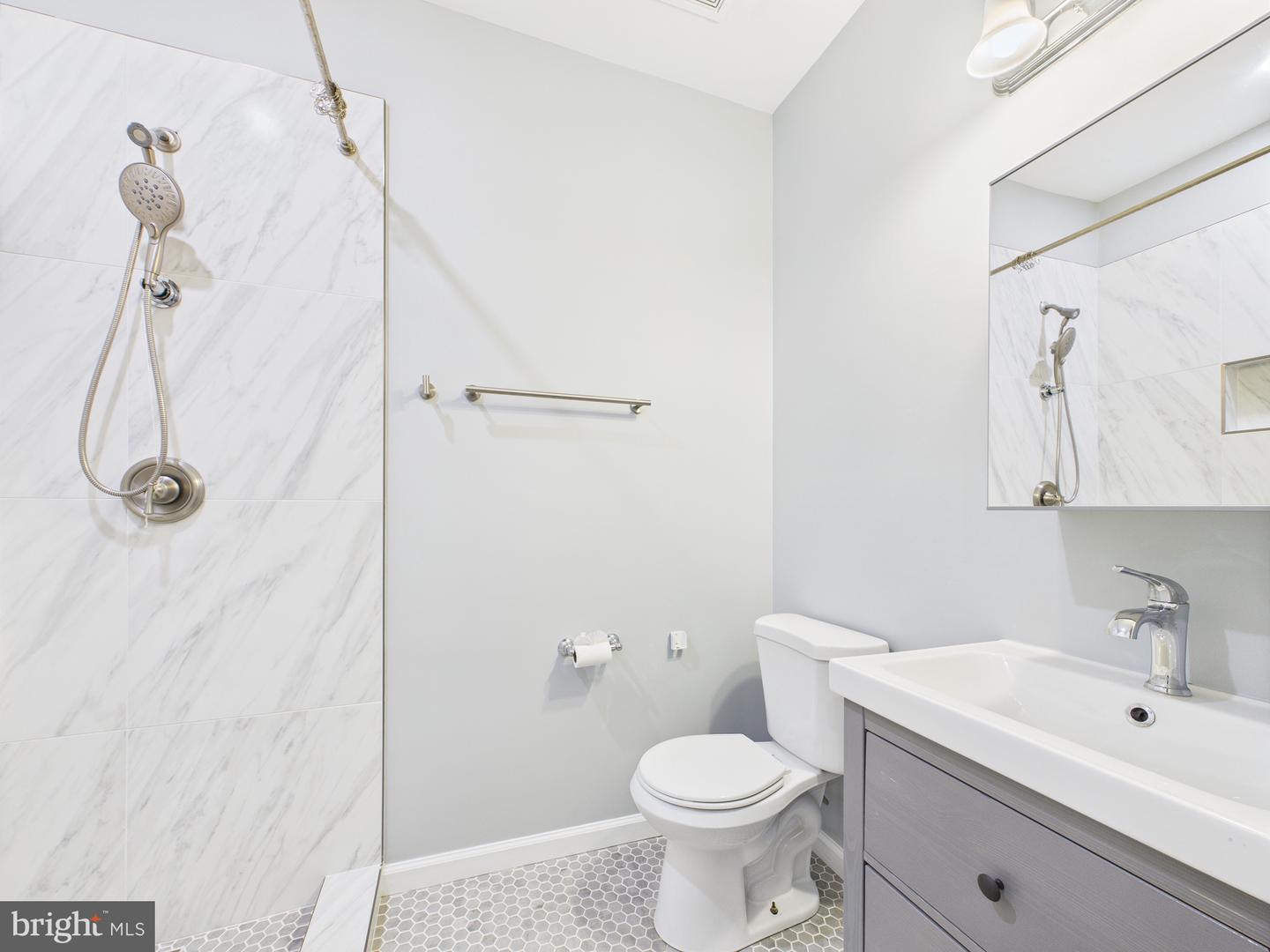 12241 STOCKTON TEES LN, FAIRFAX, Virginia 22030, 3 Bedrooms Bedrooms, ,3 BathroomsBathrooms,Residential,For sale,12241 STOCKTON TEES LN,VAFX2244132 MLS # VAFX2244132