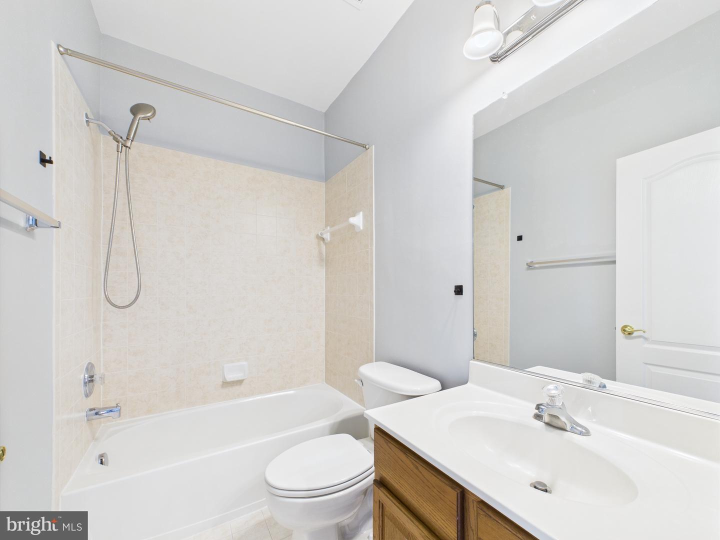 12241 STOCKTON TEES LN, FAIRFAX, Virginia 22030, 3 Bedrooms Bedrooms, ,3 BathroomsBathrooms,Residential,For sale,12241 STOCKTON TEES LN,VAFX2244132 MLS # VAFX2244132