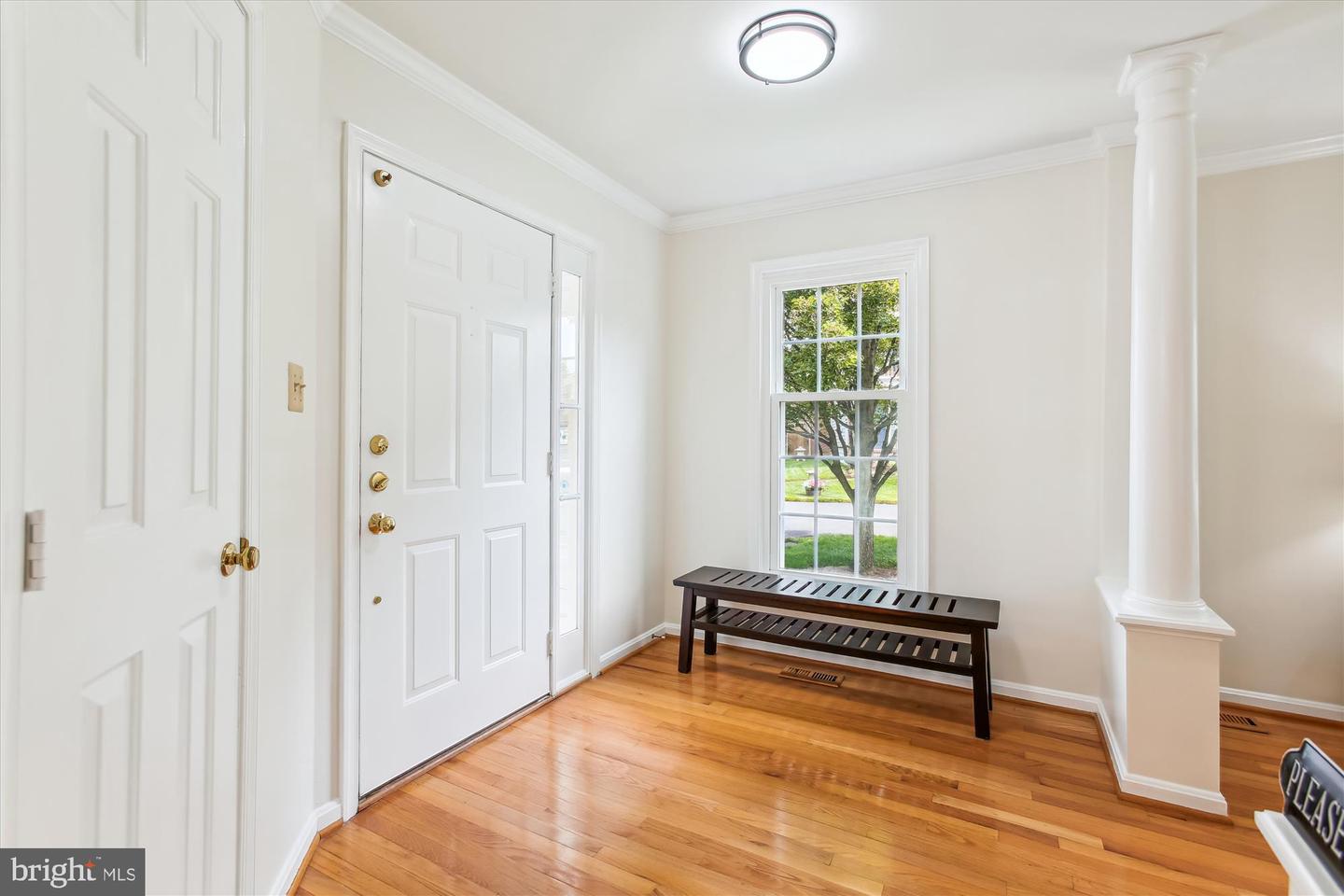 6584 FORSYTHIA ST, SPRINGFIELD, Virginia 22150, 3 Bedrooms Bedrooms, ,3 BathroomsBathrooms,Residential,For sale,6584 FORSYTHIA ST,VAFX2244200 MLS # VAFX2244200