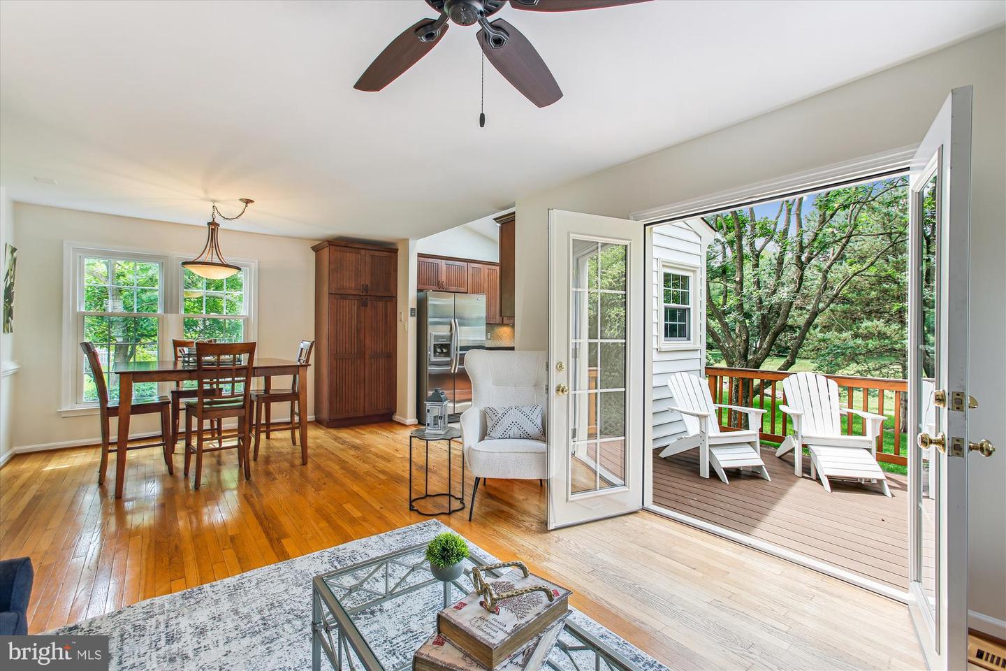 6584 FORSYTHIA ST, SPRINGFIELD, Virginia 22150, 3 Bedrooms Bedrooms, ,3 BathroomsBathrooms,Residential,For sale,6584 FORSYTHIA ST,VAFX2244200 MLS # VAFX2244200