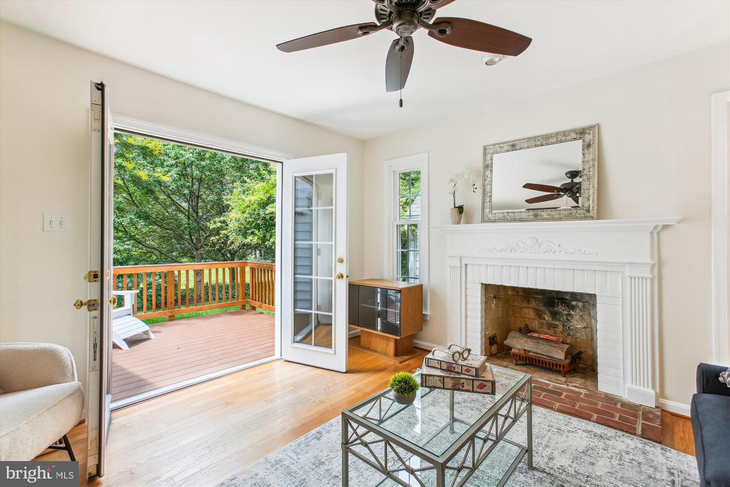 6584 FORSYTHIA ST, SPRINGFIELD, Virginia 22150, 3 Bedrooms Bedrooms, ,3 BathroomsBathrooms,Residential,For sale,6584 FORSYTHIA ST,VAFX2244200 MLS # VAFX2244200