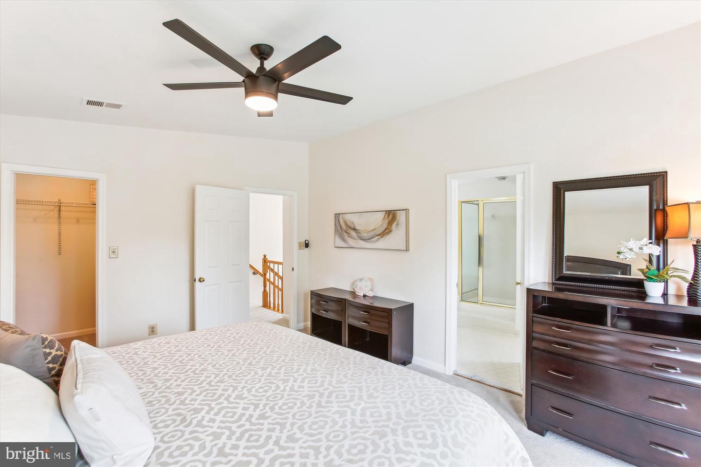 6584 FORSYTHIA ST, SPRINGFIELD, Virginia 22150, 3 Bedrooms Bedrooms, ,3 BathroomsBathrooms,Residential,For sale,6584 FORSYTHIA ST,VAFX2244200 MLS # VAFX2244200