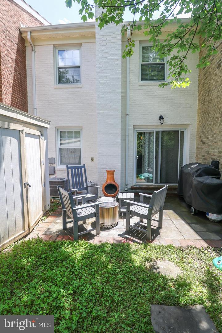 4530 AIRLIE WAY, ANNANDALE, Virginia 22003, 3 Bedrooms Bedrooms, ,3 BathroomsBathrooms,Residential,For sale,4530 AIRLIE WAY,VAFX2244290 MLS # VAFX2244290