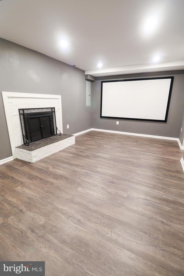 4530 AIRLIE WAY, ANNANDALE, Virginia 22003, 3 Bedrooms Bedrooms, ,3 BathroomsBathrooms,Residential,For sale,4530 AIRLIE WAY,VAFX2244290 MLS # VAFX2244290