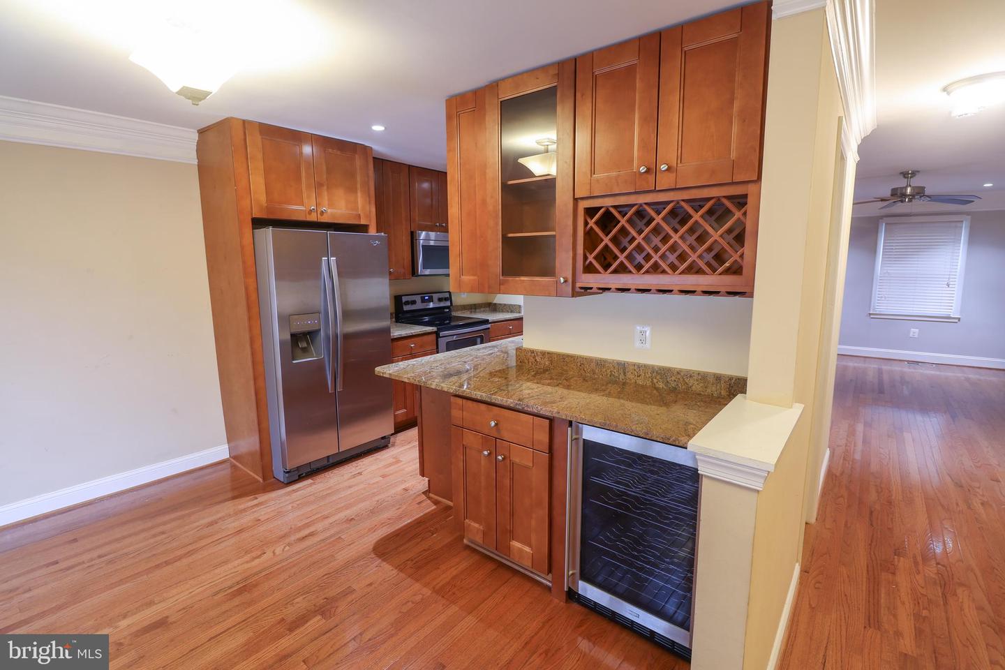 4530 AIRLIE WAY, ANNANDALE, Virginia 22003, 3 Bedrooms Bedrooms, ,3 BathroomsBathrooms,Residential,For sale,4530 AIRLIE WAY,VAFX2244290 MLS # VAFX2244290