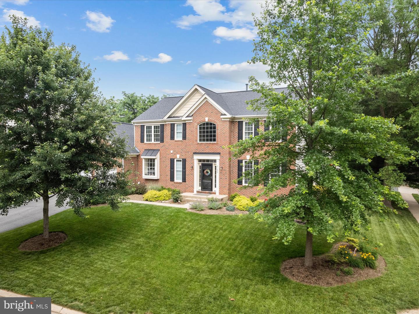 21526 GOLDEN AUTUMN PL, BROADLANDS, Virginia 20148, 4 Bedrooms Bedrooms, ,3 BathroomsBathrooms,Residential,For sale,21526 GOLDEN AUTUMN PL,VALO2098386 MLS # VALO2098386