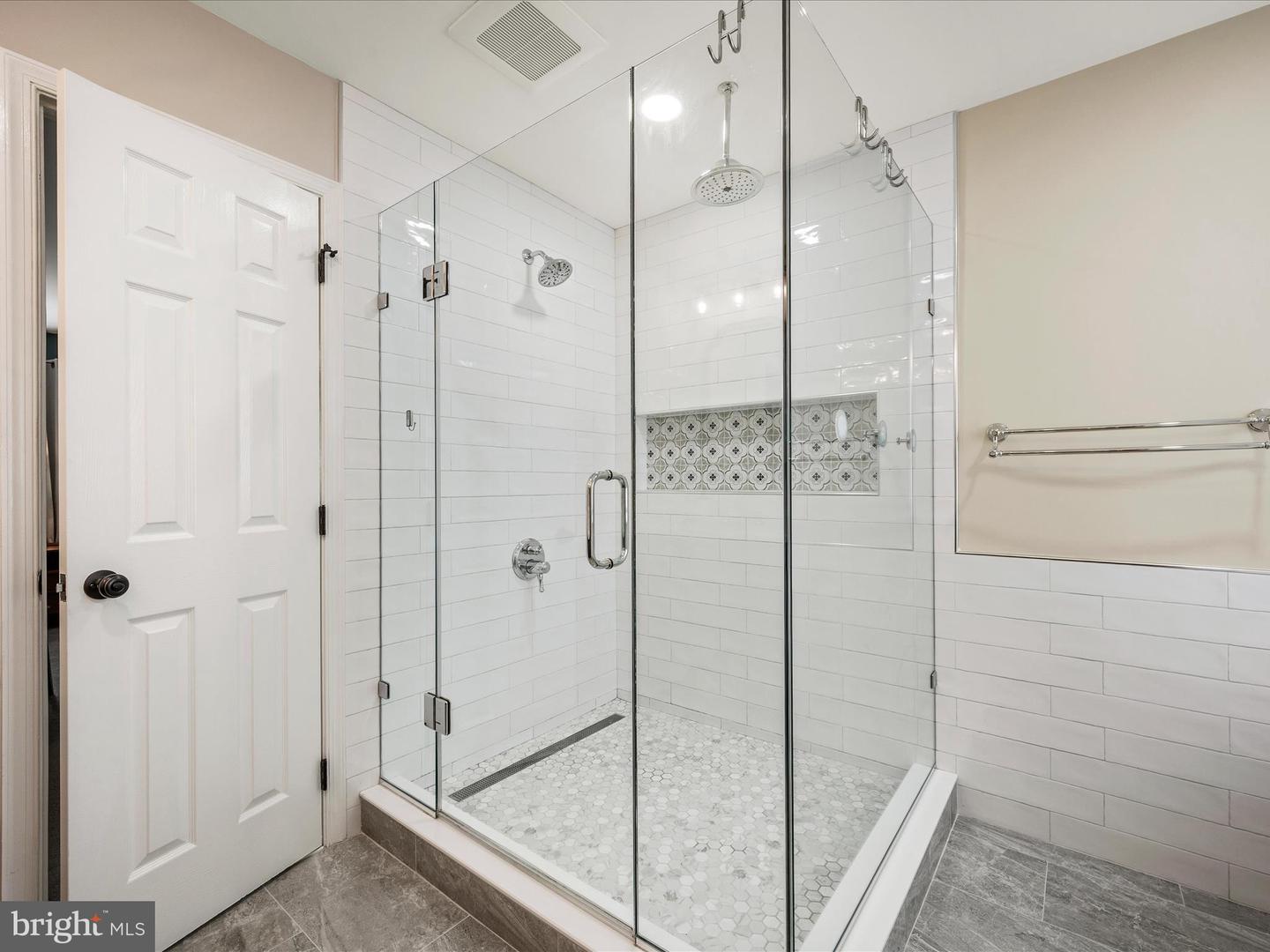 21526 GOLDEN AUTUMN PL, BROADLANDS, Virginia 20148, 4 Bedrooms Bedrooms, ,3 BathroomsBathrooms,Residential,For sale,21526 GOLDEN AUTUMN PL,VALO2098386 MLS # VALO2098386