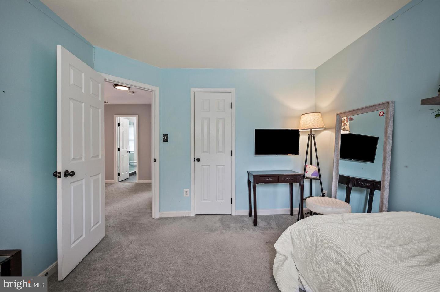21526 GOLDEN AUTUMN PL, BROADLANDS, Virginia 20148, 4 Bedrooms Bedrooms, ,3 BathroomsBathrooms,Residential,For sale,21526 GOLDEN AUTUMN PL,VALO2098386 MLS # VALO2098386