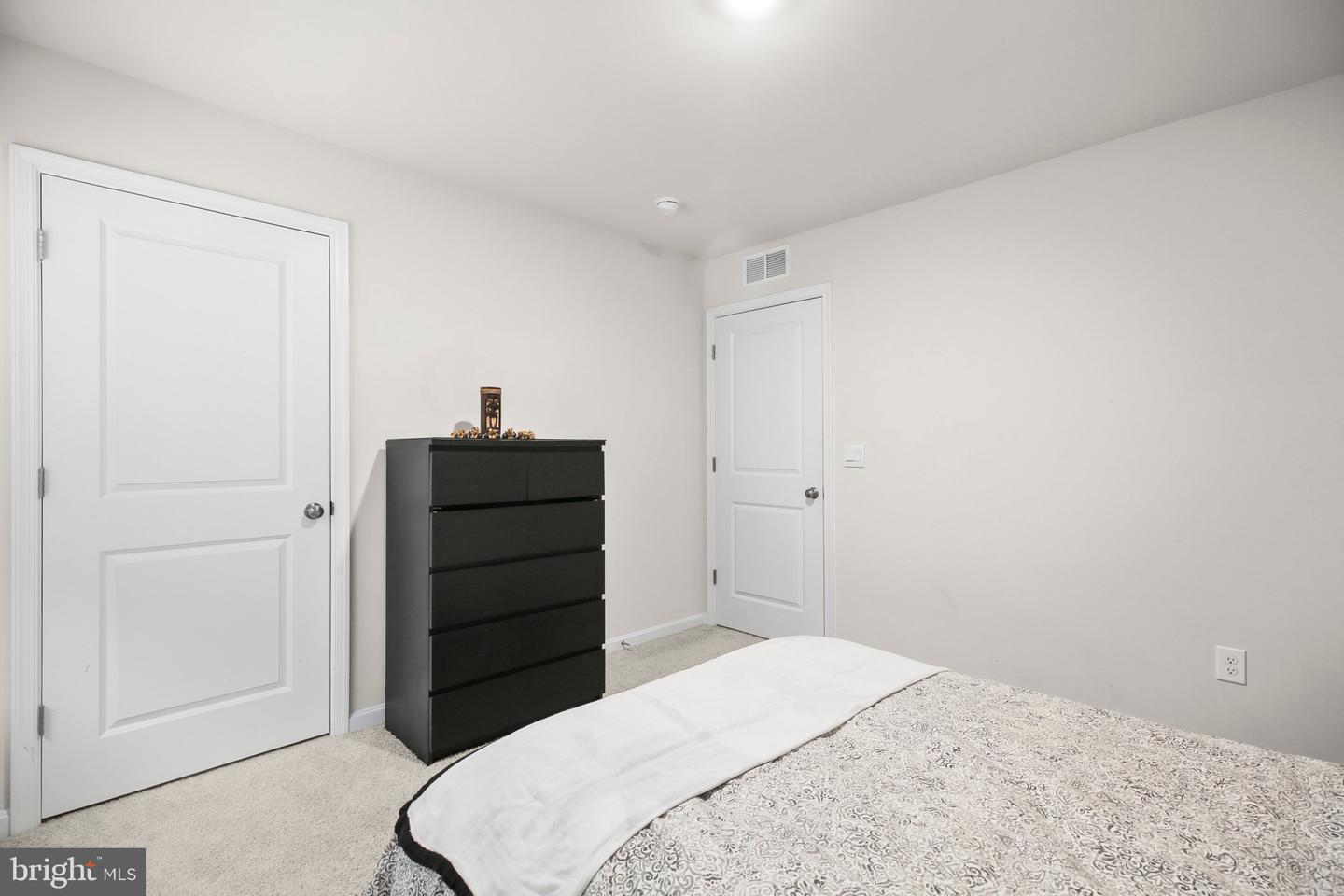 141 LIVINGWOOD CT, FREDERICKSBURG, Virginia 22405, 4 Bedrooms Bedrooms, ,2 BathroomsBathrooms,Residential,For sale,141 LIVINGWOOD CT,VAST2039380 MLS # VAST2039380