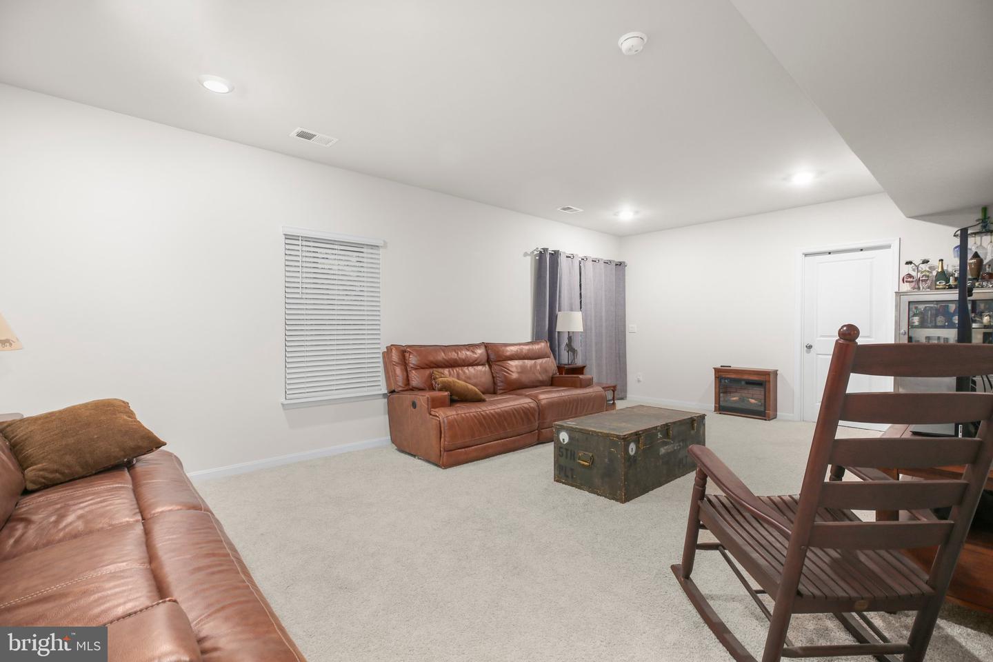 141 LIVINGWOOD CT, FREDERICKSBURG, Virginia 22405, 4 Bedrooms Bedrooms, ,2 BathroomsBathrooms,Residential,For sale,141 LIVINGWOOD CT,VAST2039380 MLS # VAST2039380