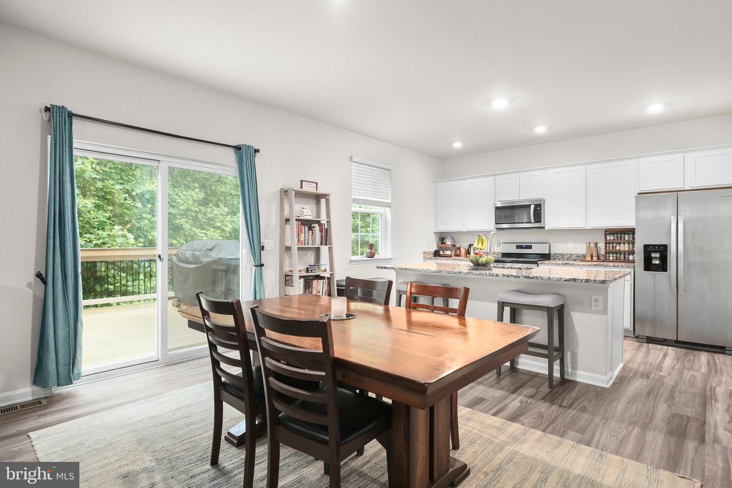 141 LIVINGWOOD CT, FREDERICKSBURG, Virginia 22405, 4 Bedrooms Bedrooms, ,2 BathroomsBathrooms,Residential,For sale,141 LIVINGWOOD CT,VAST2039380 MLS # VAST2039380