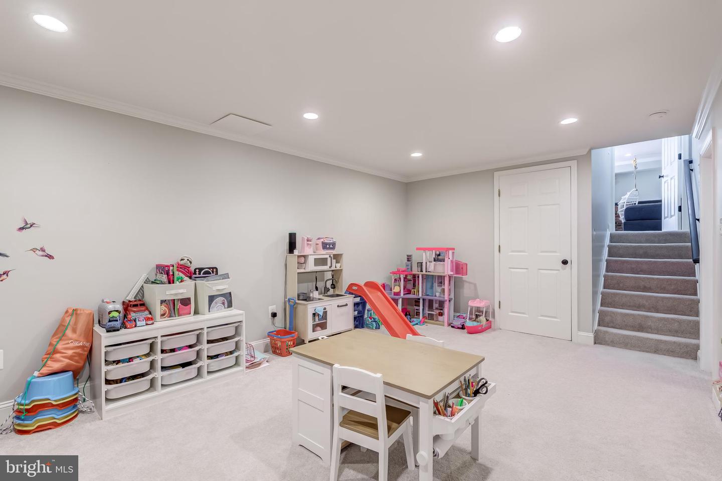 11926 APPLING VALLEY RD, FAIRFAX, Virginia 22030, 3 Bedrooms Bedrooms, ,2 BathroomsBathrooms,Residential,For sale,11926 APPLING VALLEY RD,VAFX2245026 MLS # VAFX2245026