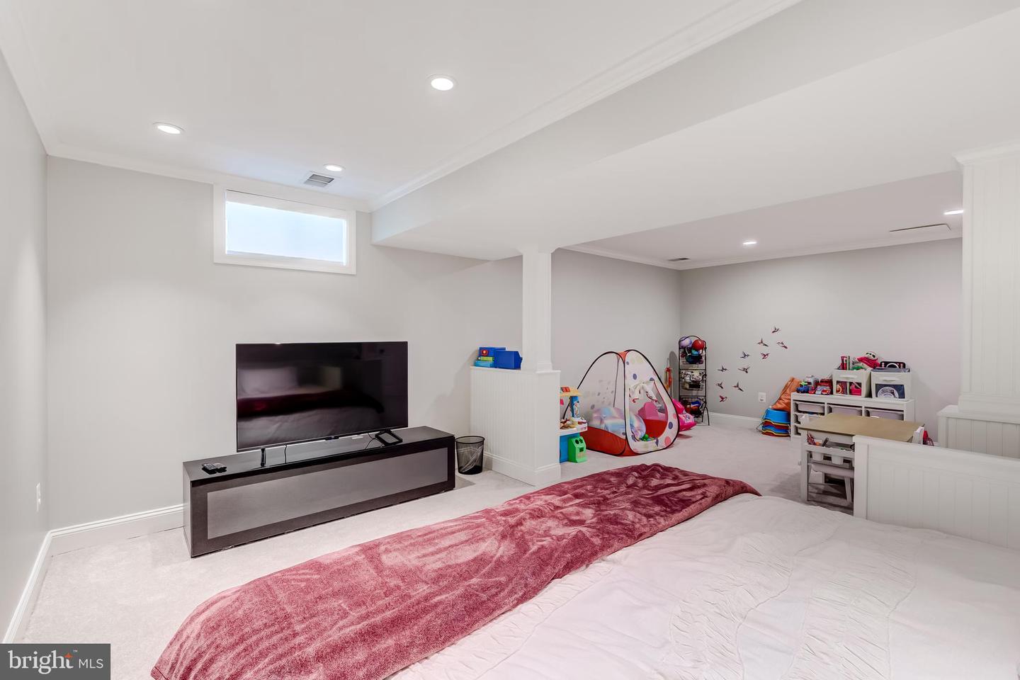 11926 APPLING VALLEY RD, FAIRFAX, Virginia 22030, 3 Bedrooms Bedrooms, ,2 BathroomsBathrooms,Residential,For sale,11926 APPLING VALLEY RD,VAFX2245026 MLS # VAFX2245026