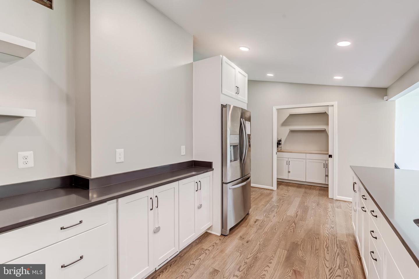 11926 APPLING VALLEY RD, FAIRFAX, Virginia 22030, 3 Bedrooms Bedrooms, ,2 BathroomsBathrooms,Residential,For sale,11926 APPLING VALLEY RD,VAFX2245026 MLS # VAFX2245026