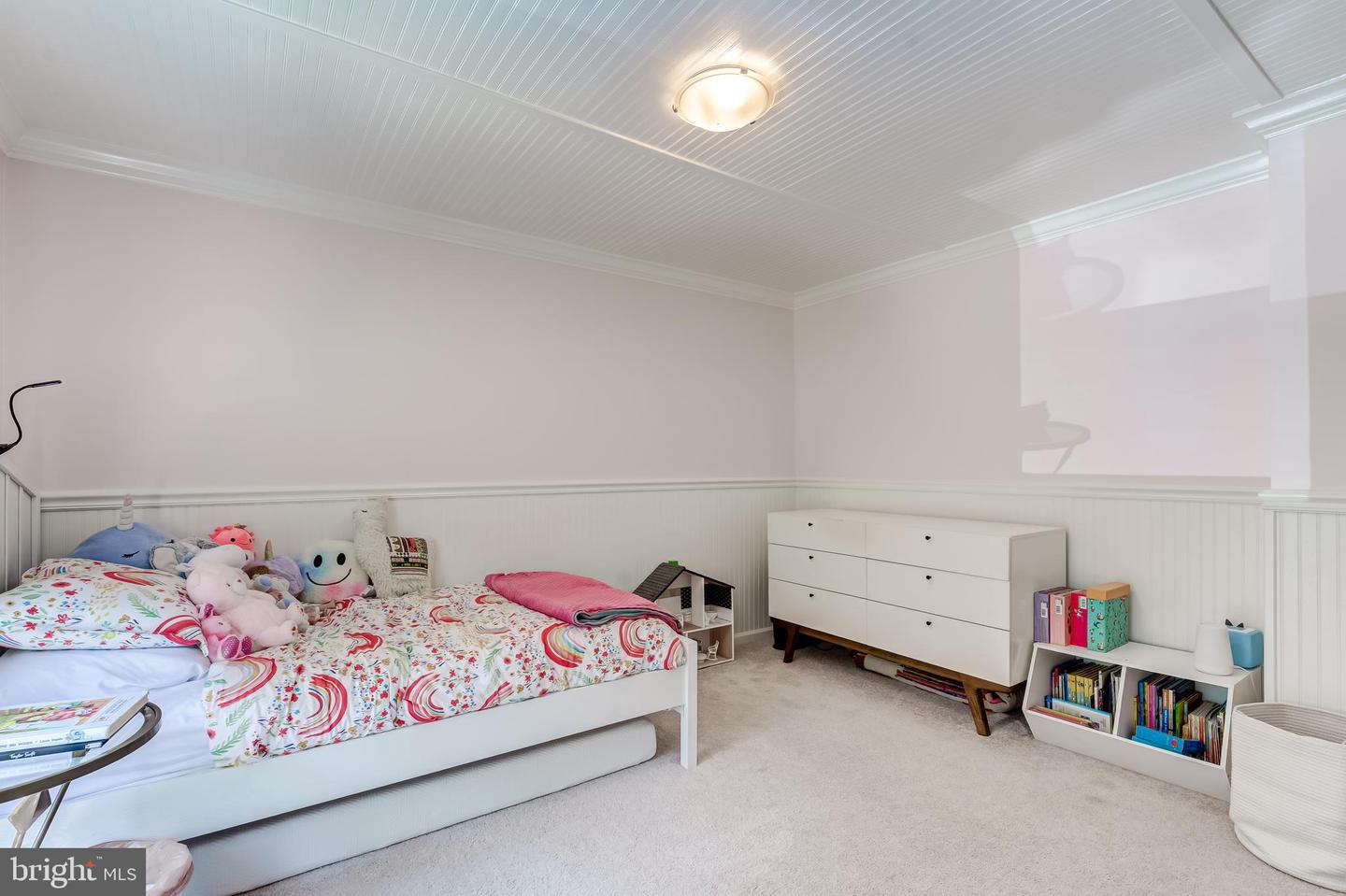11926 APPLING VALLEY RD, FAIRFAX, Virginia 22030, 3 Bedrooms Bedrooms, ,2 BathroomsBathrooms,Residential,For sale,11926 APPLING VALLEY RD,VAFX2245026 MLS # VAFX2245026