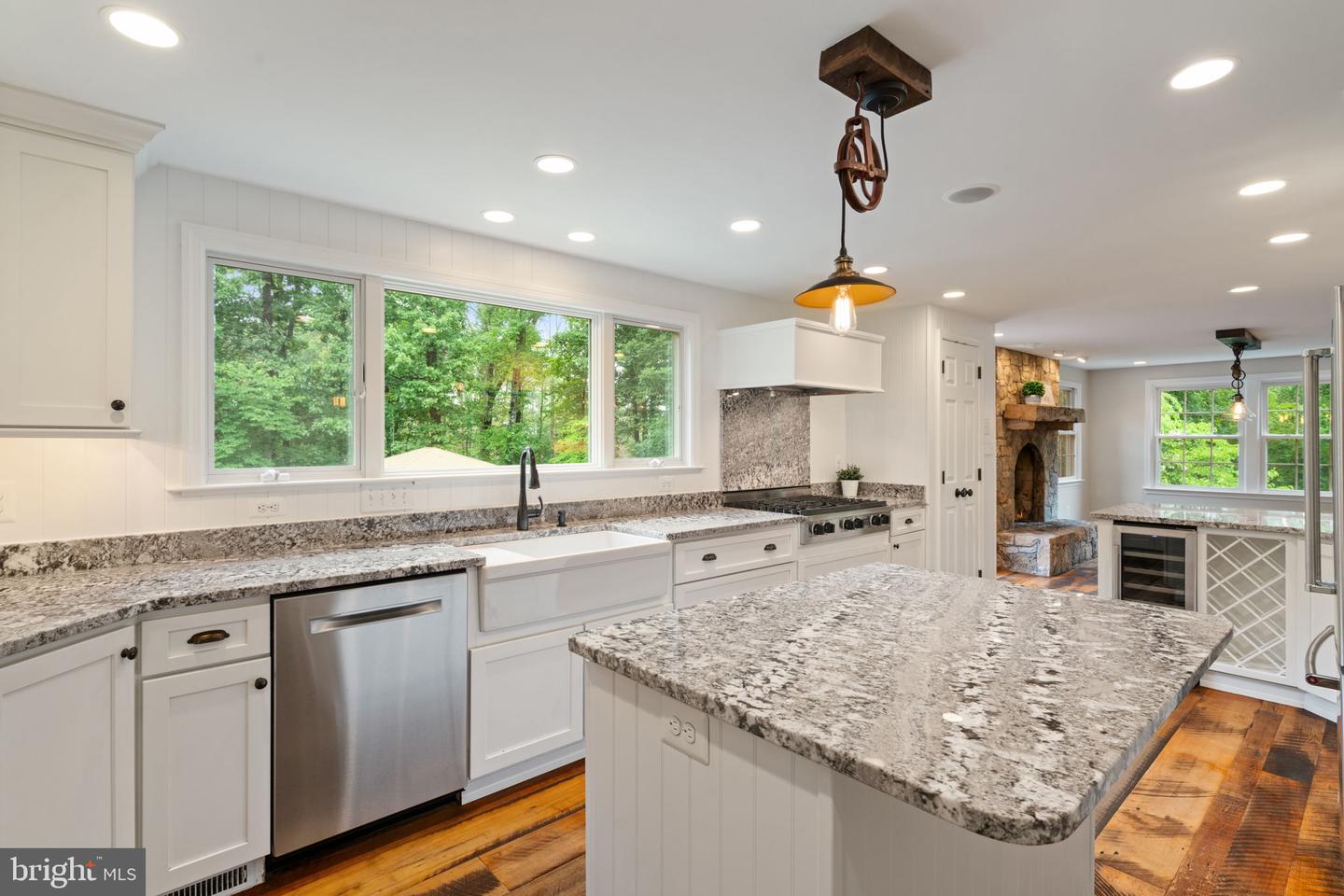 13134 CARRIAGE FORD RD, NOKESVILLE, Virginia 20181, 4 Bedrooms Bedrooms, ,3 BathroomsBathrooms,Residential,For sale,13134 CARRIAGE FORD RD,VAPW2096208 MLS # VAPW2096208