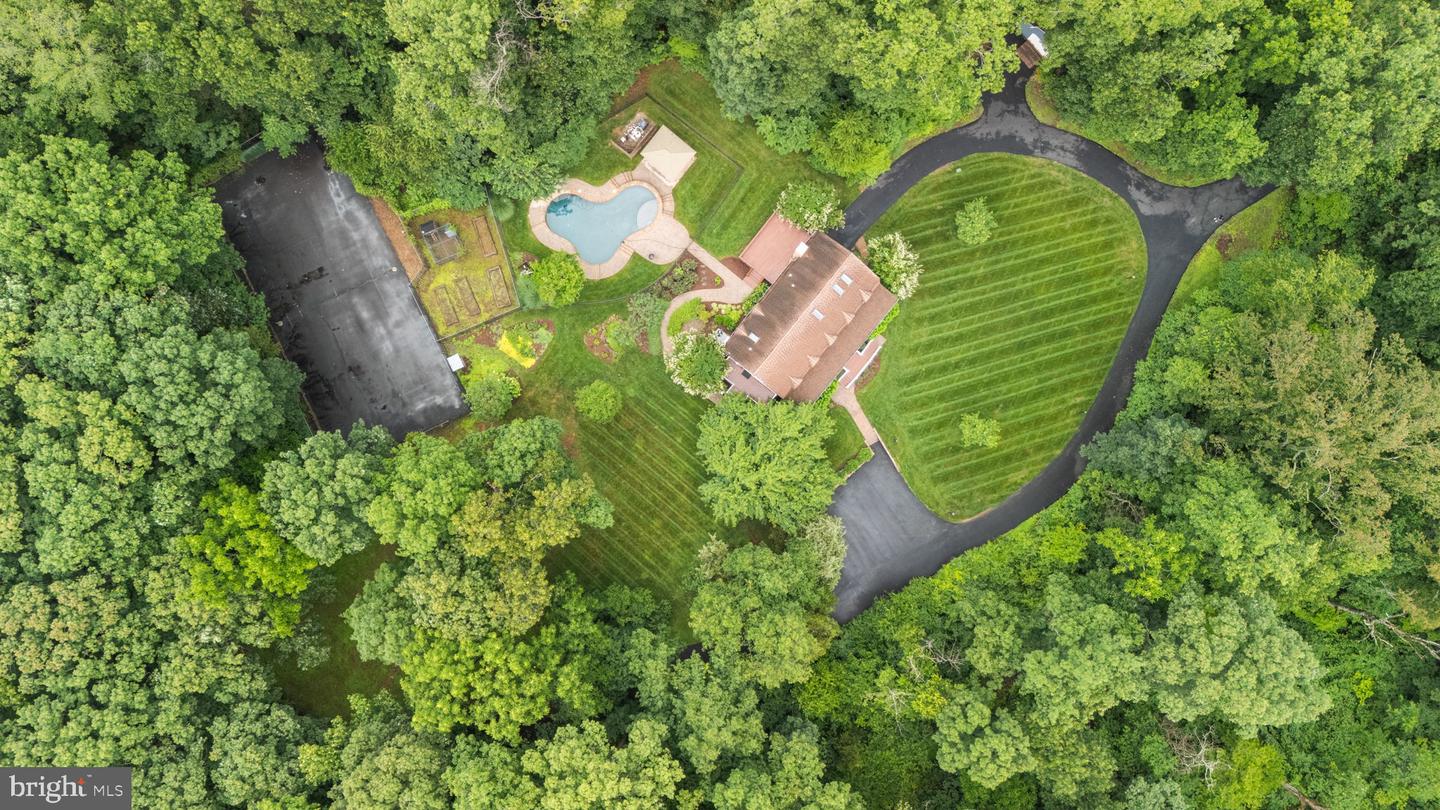 13134 CARRIAGE FORD RD, NOKESVILLE, Virginia 20181, 4 Bedrooms Bedrooms, ,3 BathroomsBathrooms,Residential,For sale,13134 CARRIAGE FORD RD,VAPW2096208 MLS # VAPW2096208