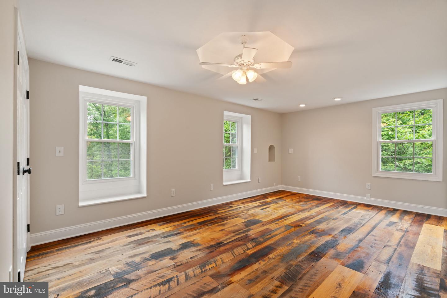13134 CARRIAGE FORD RD, NOKESVILLE, Virginia 20181, 4 Bedrooms Bedrooms, ,3 BathroomsBathrooms,Residential,For sale,13134 CARRIAGE FORD RD,VAPW2096208 MLS # VAPW2096208