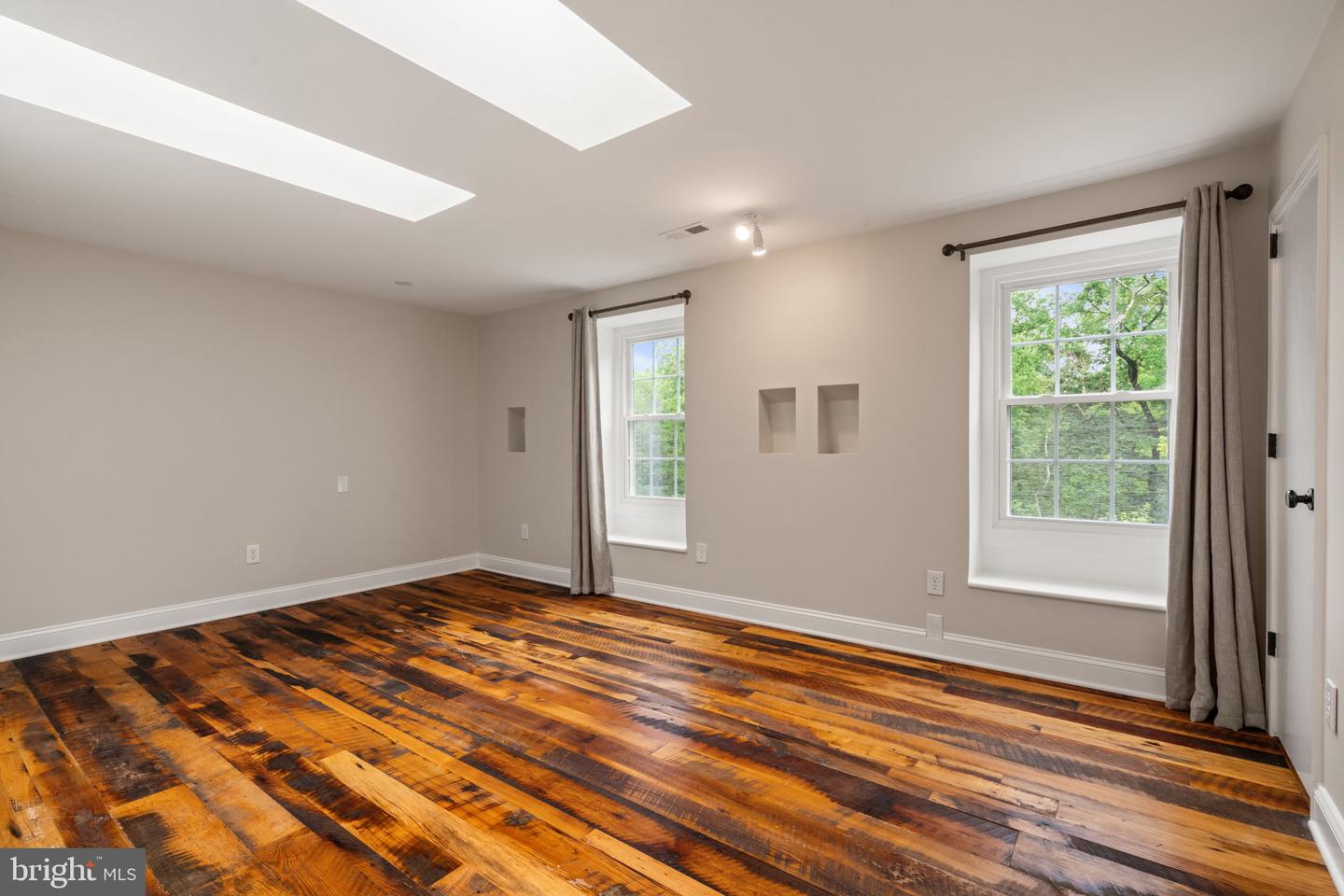 13134 CARRIAGE FORD RD, NOKESVILLE, Virginia 20181, 4 Bedrooms Bedrooms, ,3 BathroomsBathrooms,Residential,For sale,13134 CARRIAGE FORD RD,VAPW2096208 MLS # VAPW2096208