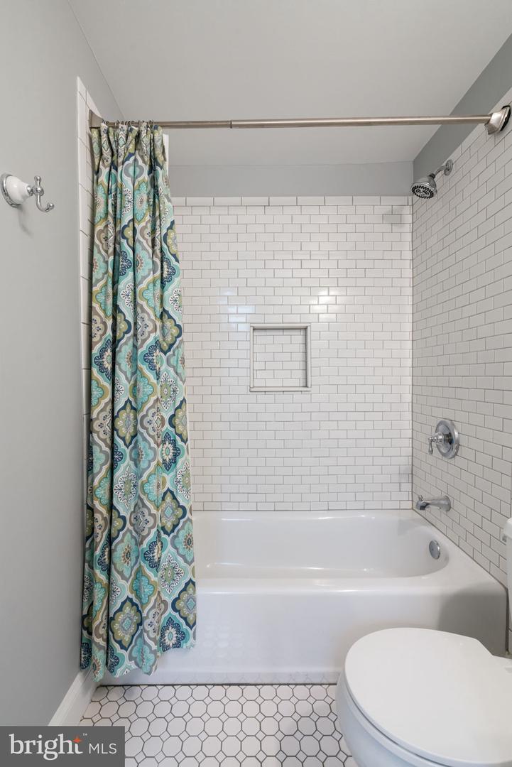 13134 CARRIAGE FORD RD, NOKESVILLE, Virginia 20181, 4 Bedrooms Bedrooms, ,3 BathroomsBathrooms,Residential,For sale,13134 CARRIAGE FORD RD,VAPW2096208 MLS # VAPW2096208
